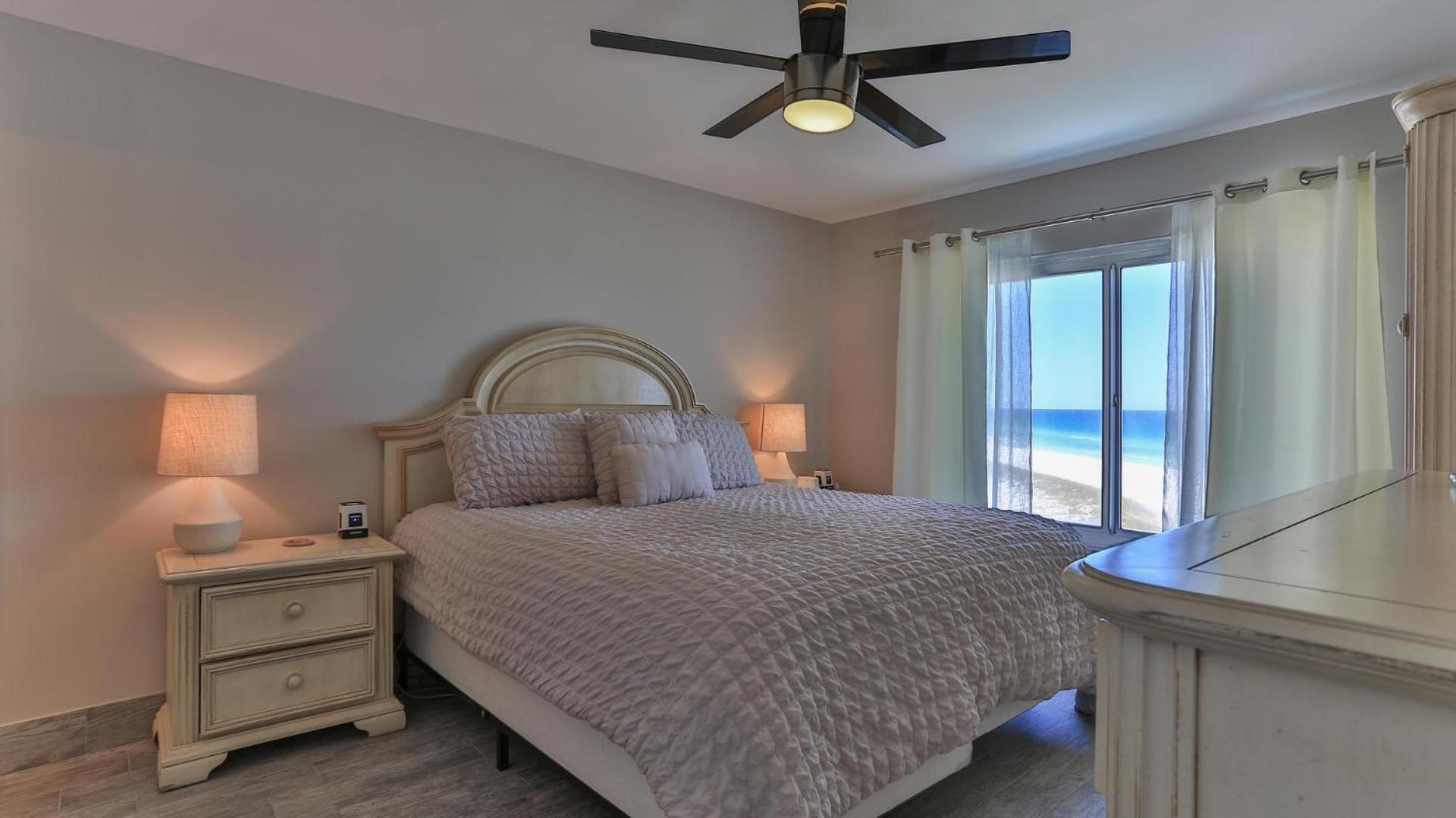 Destin on the Gulf 604 - Updated Gulf Front sixth floor condo