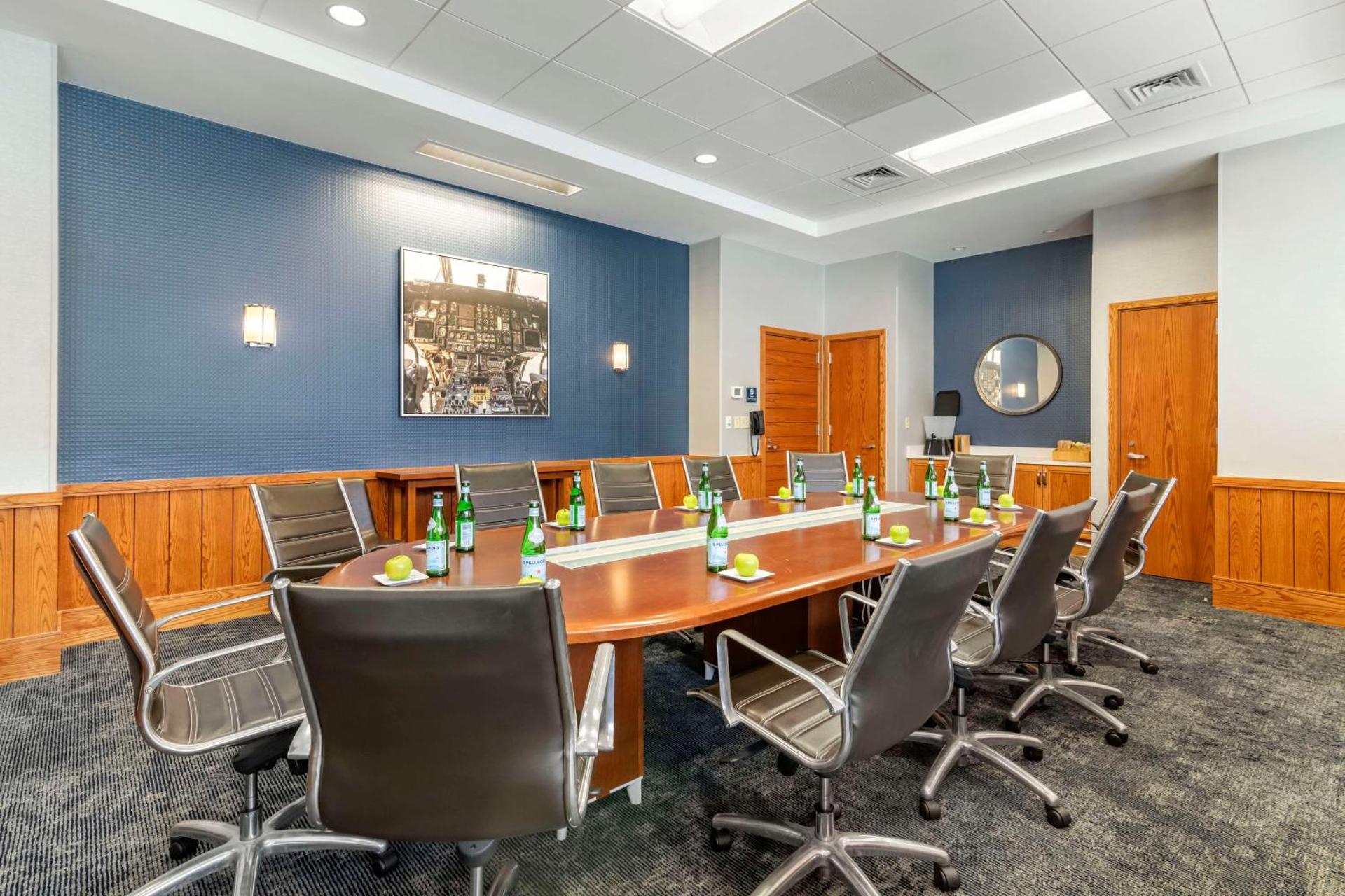 Meeting/conference room