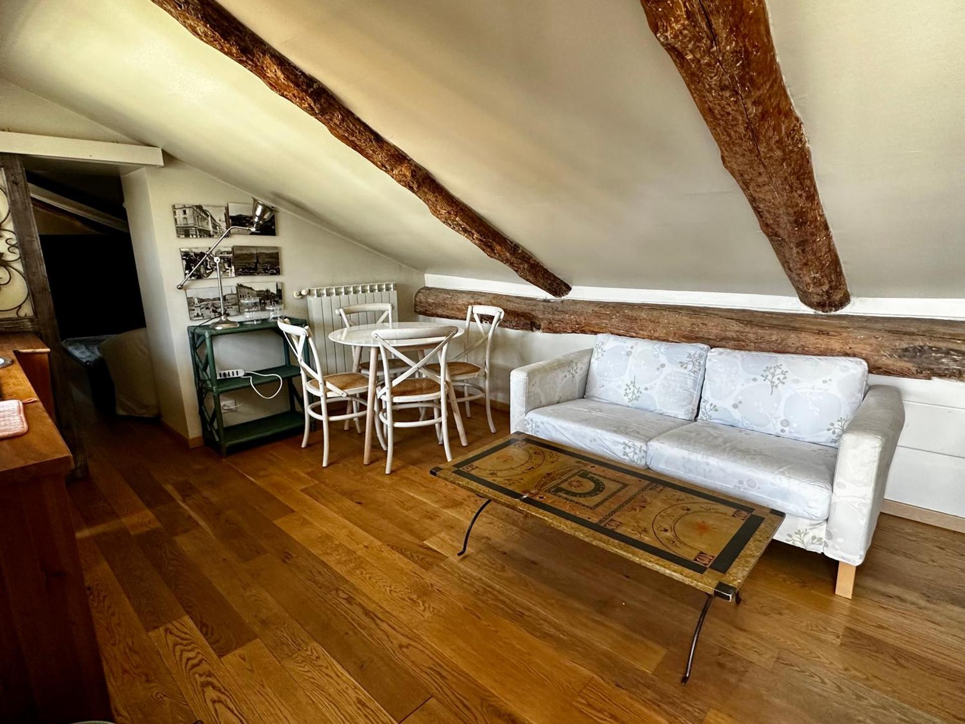 Le finestre sulla Mole