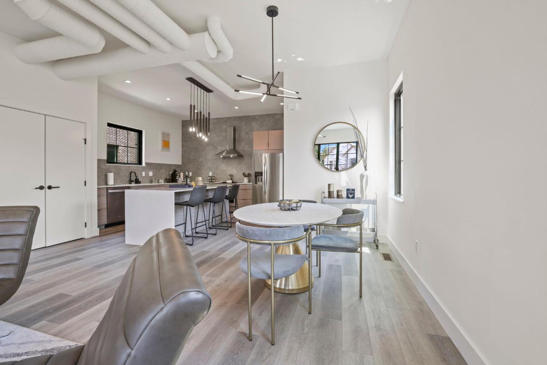 Chic Retreats in Columbus