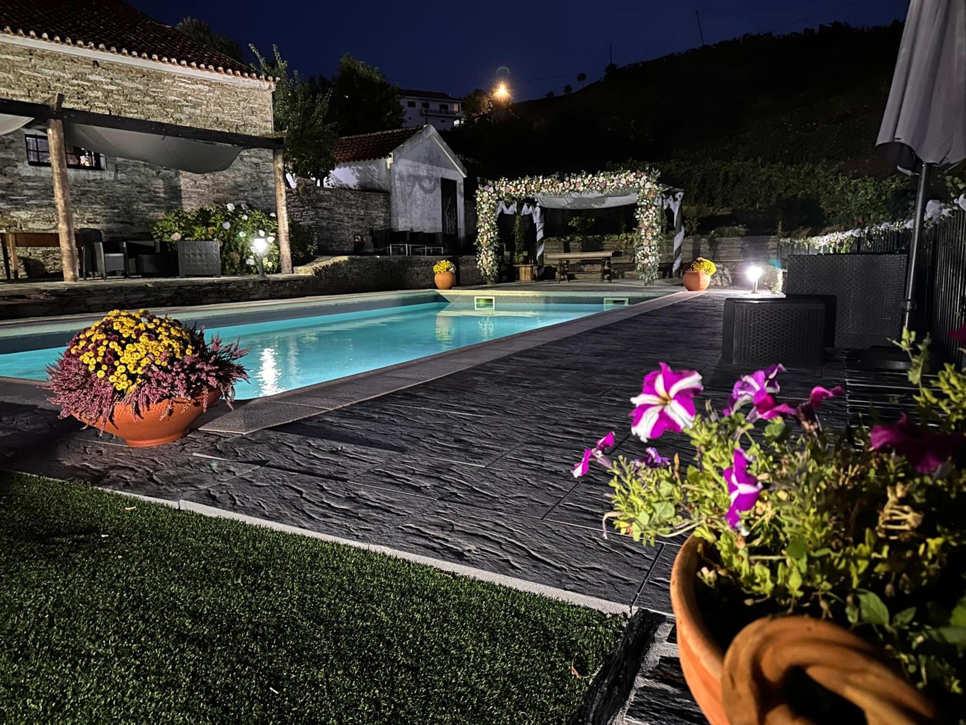 Quinta da Casa Cimeira, Guest House, Wines & Food