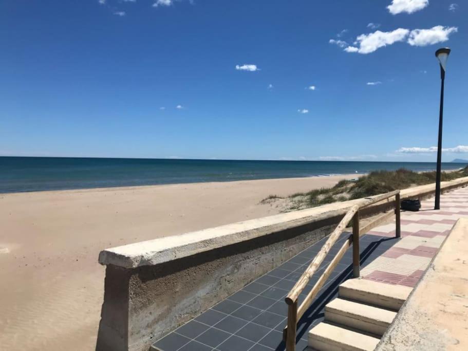 Casa adosada junto a la playa de El Perelló
