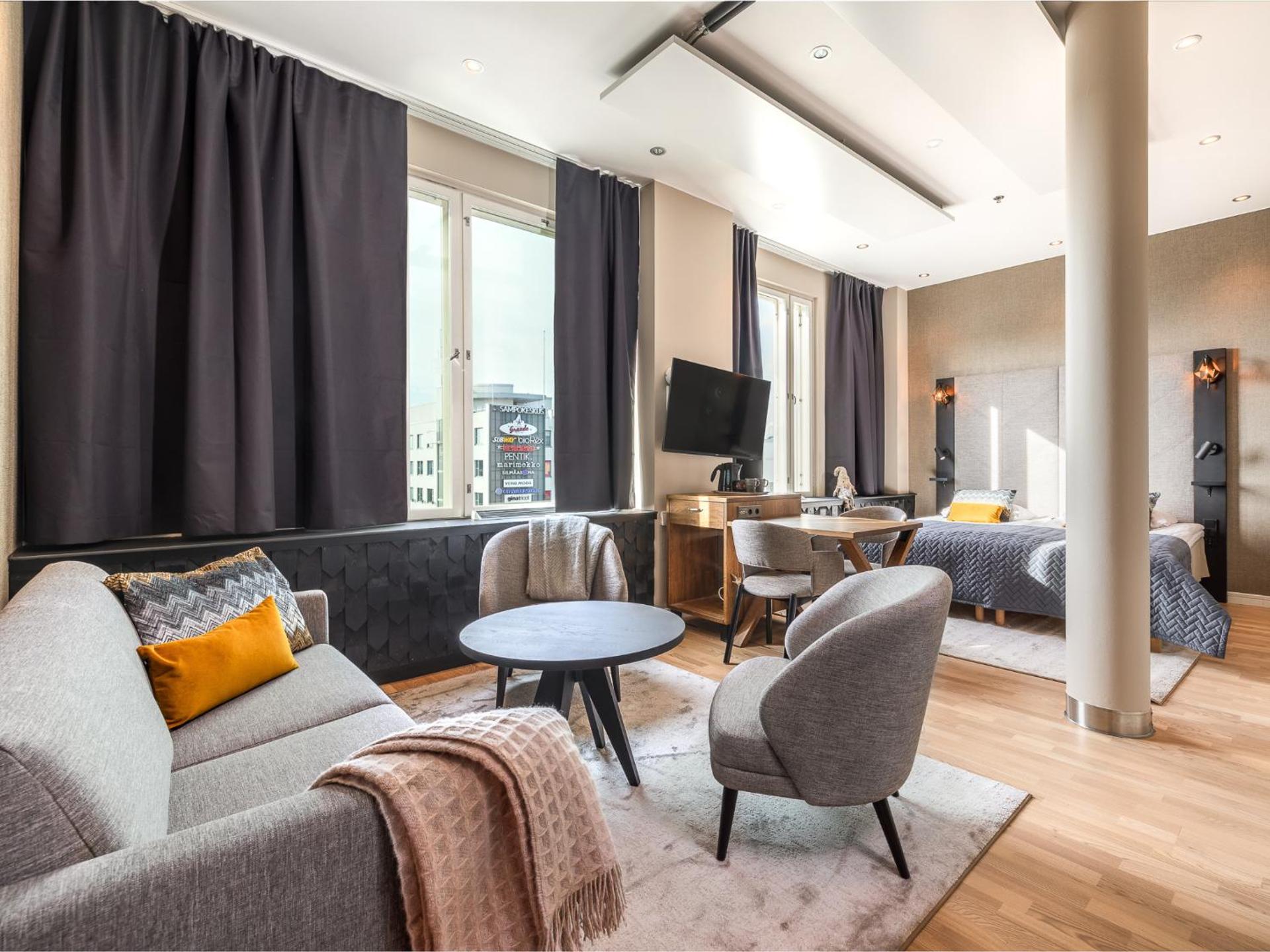 Photo of the whole room