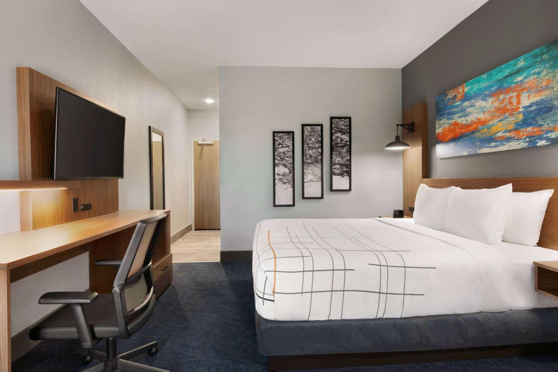 Photo of the whole room