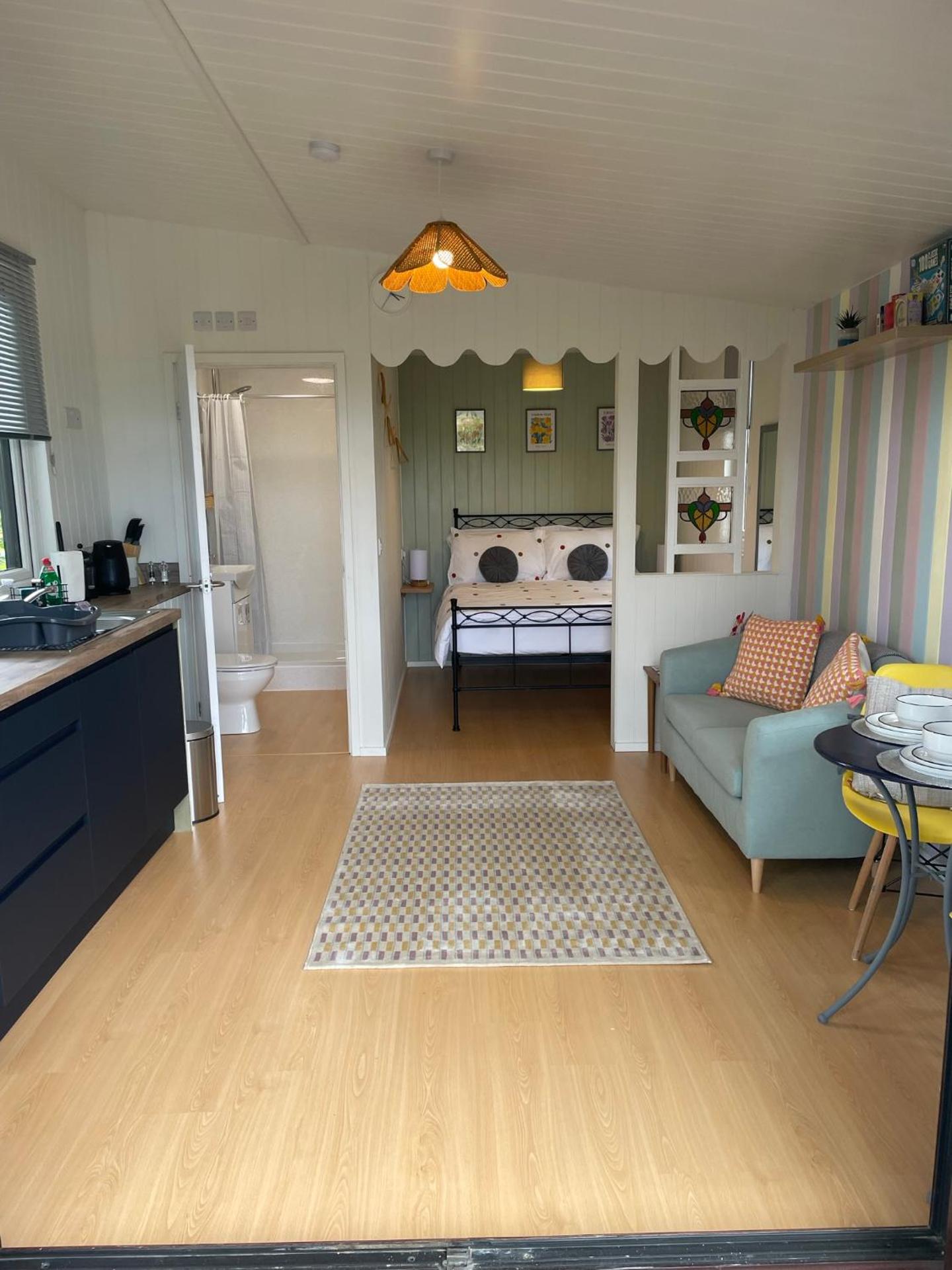 Pwllglas Bach - Spacious Cabin