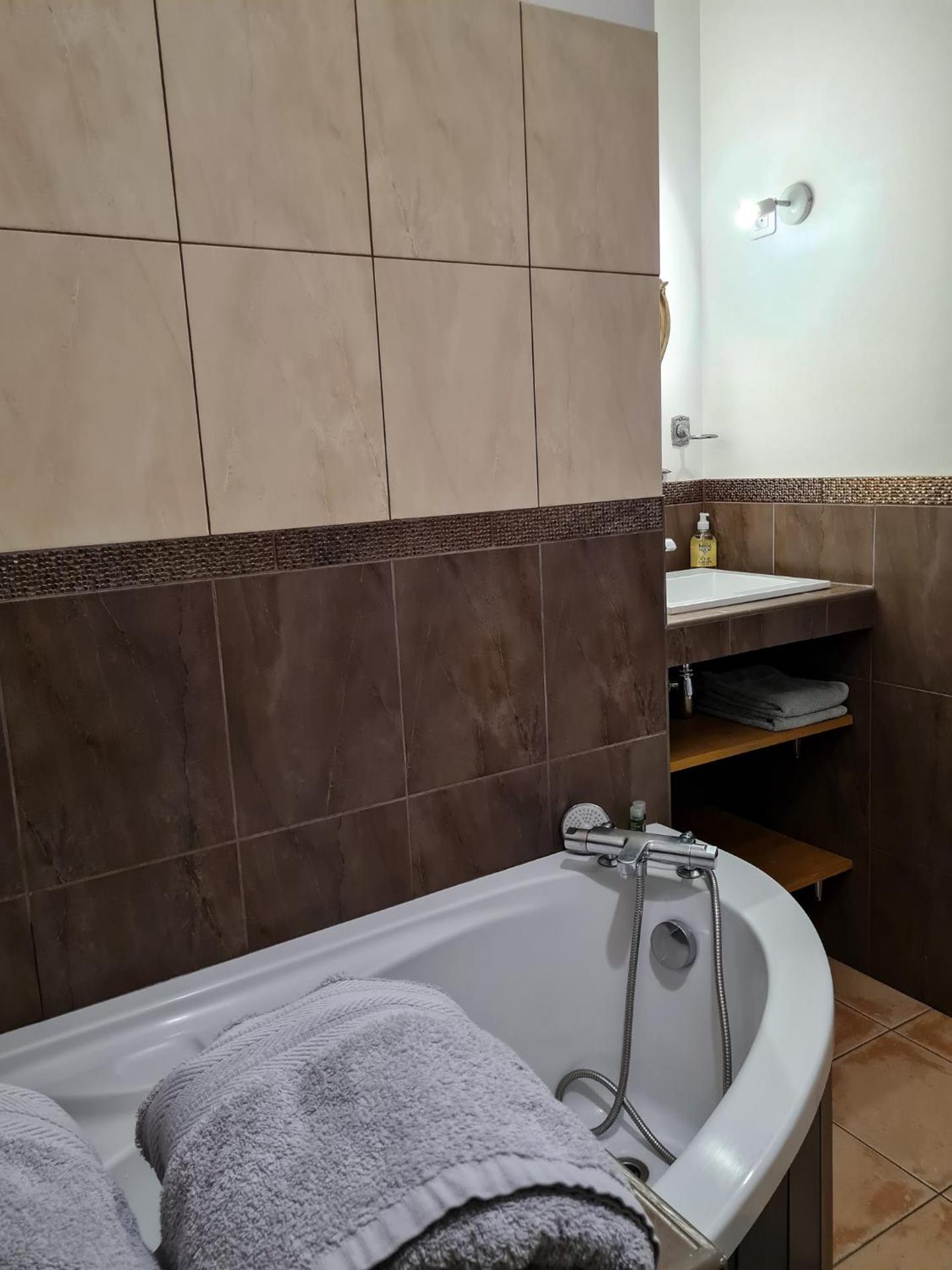 Lyon Faubourg - Saint Priest