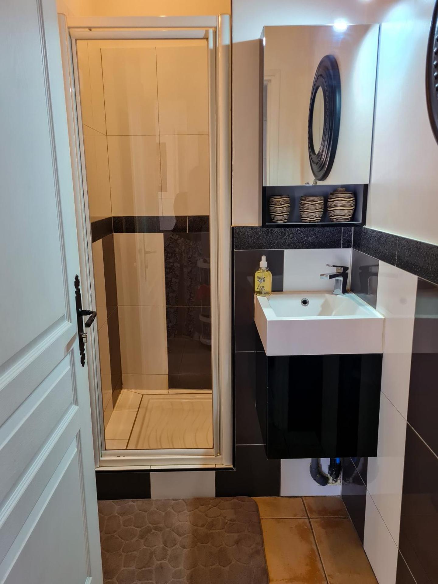 Lyon Faubourg - Saint Priest