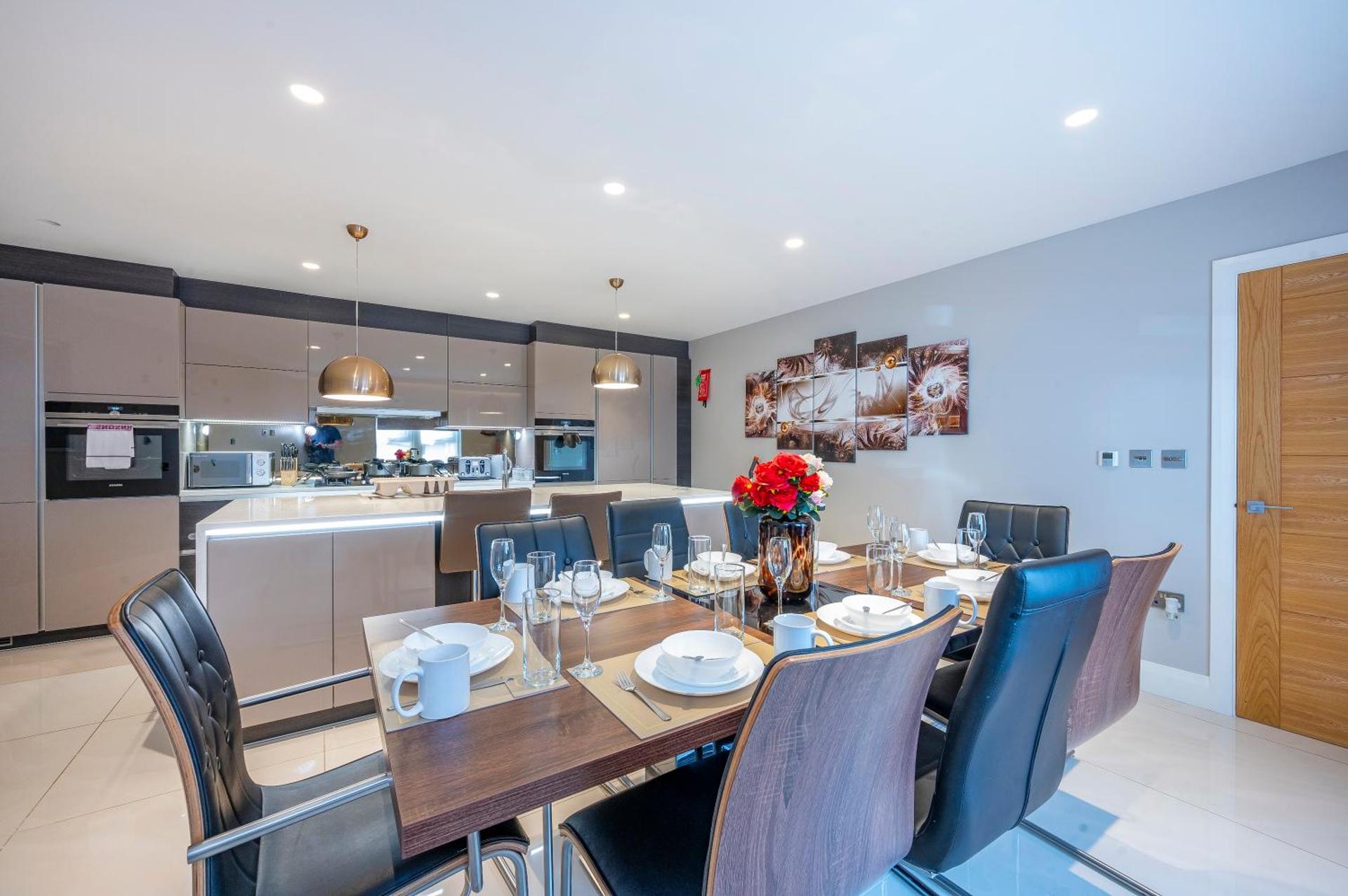 *RD7C* For your most relaxed & Cosy stay + Free Parking + Free Fast WiFi *