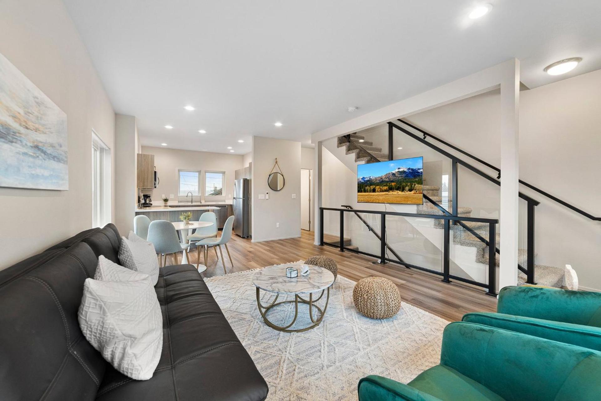 Brand New Fully Updated Condo 912 in Anacortes