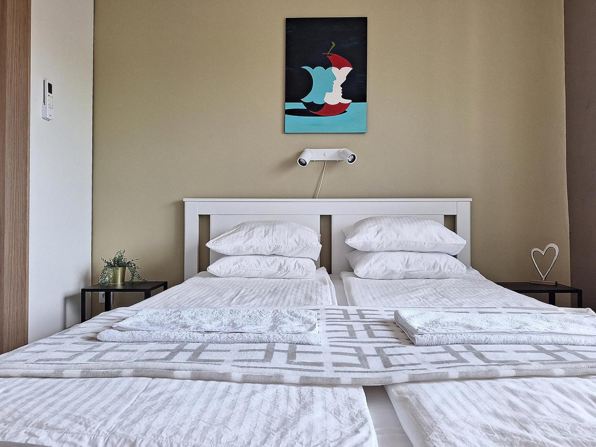 Kavics Apartman Tata