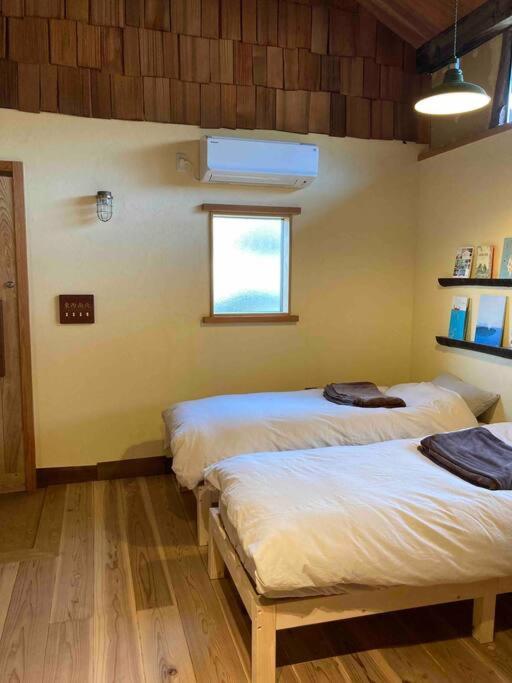 自然素材でリノベした木の香り漂う貸切宿｜藤野民宿（Fujino Guest House）