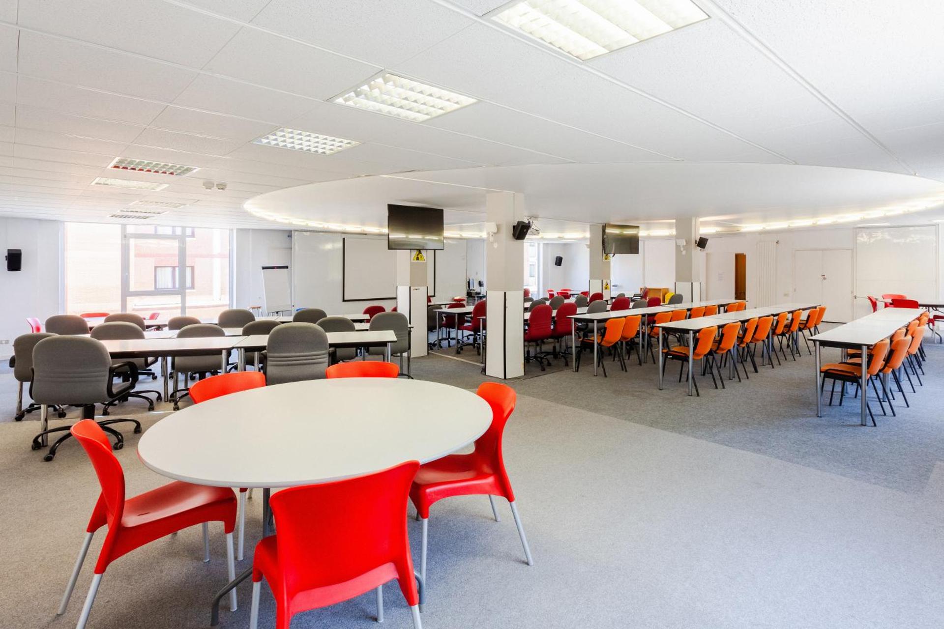 Meeting/conference room