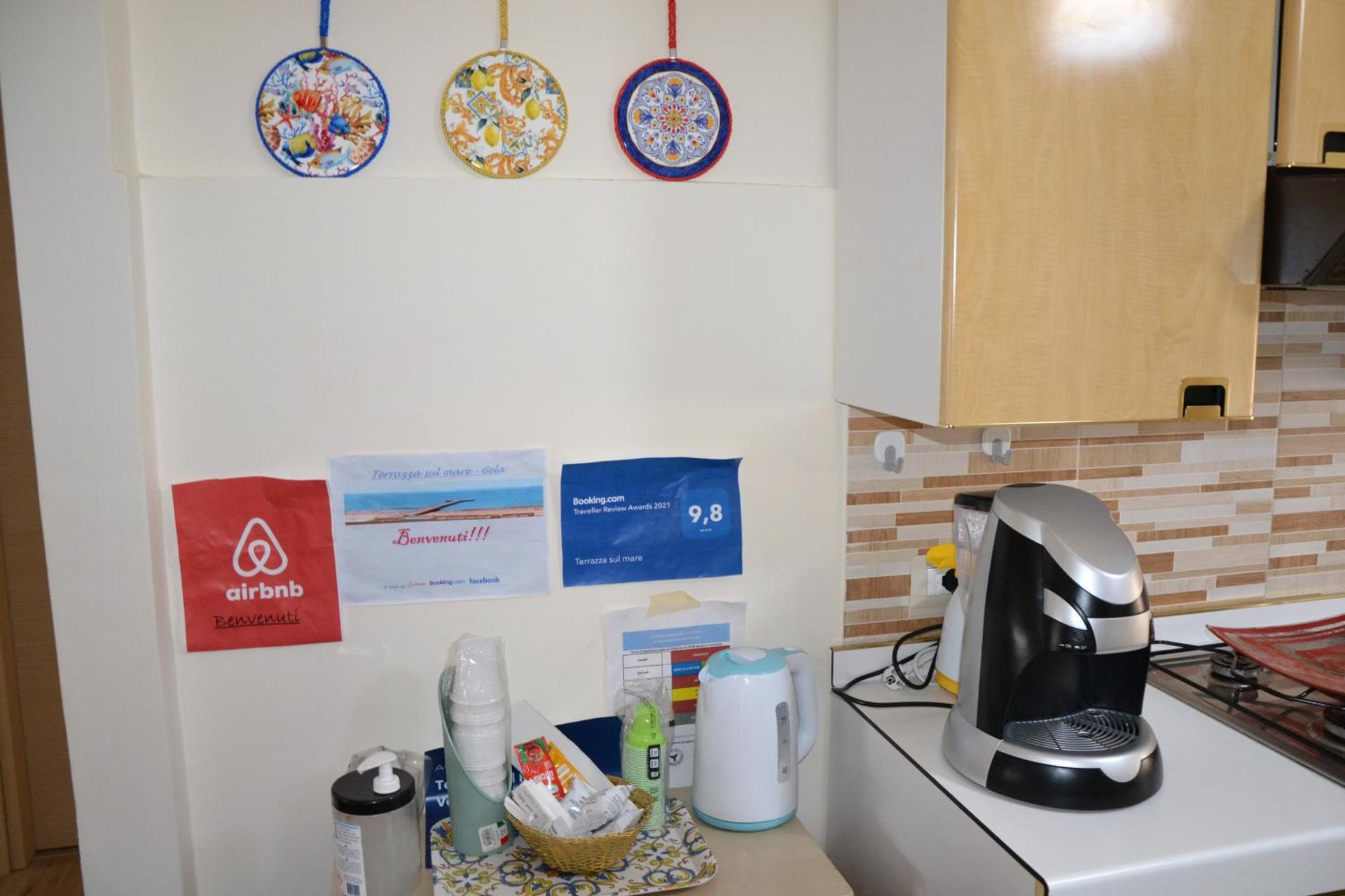 Coffee/tea facilities