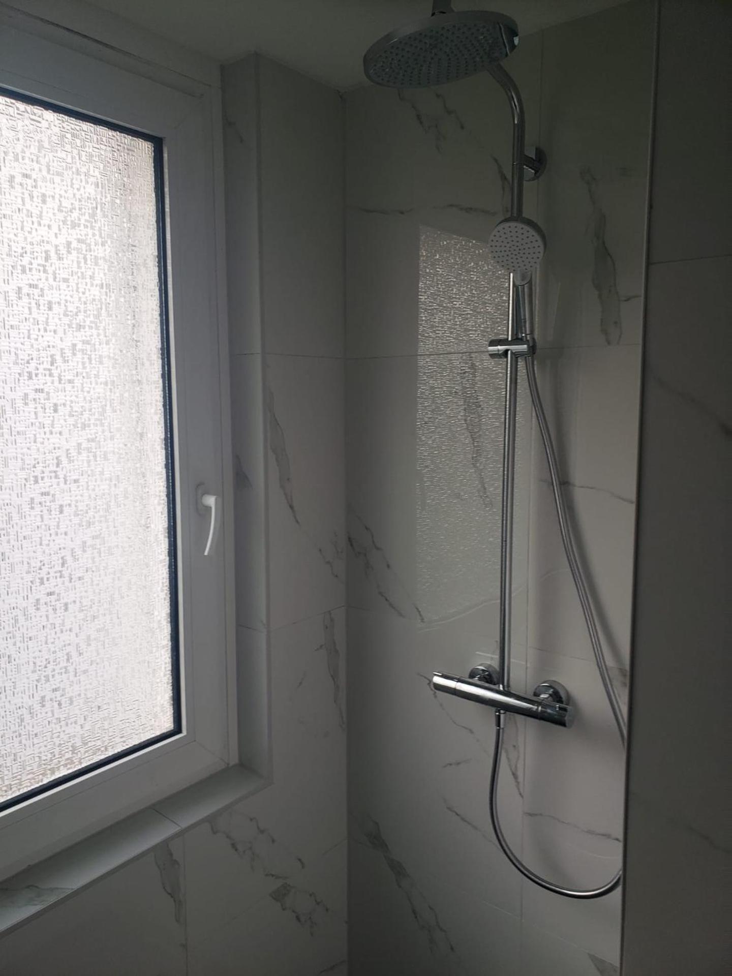 Joel Living Apartment