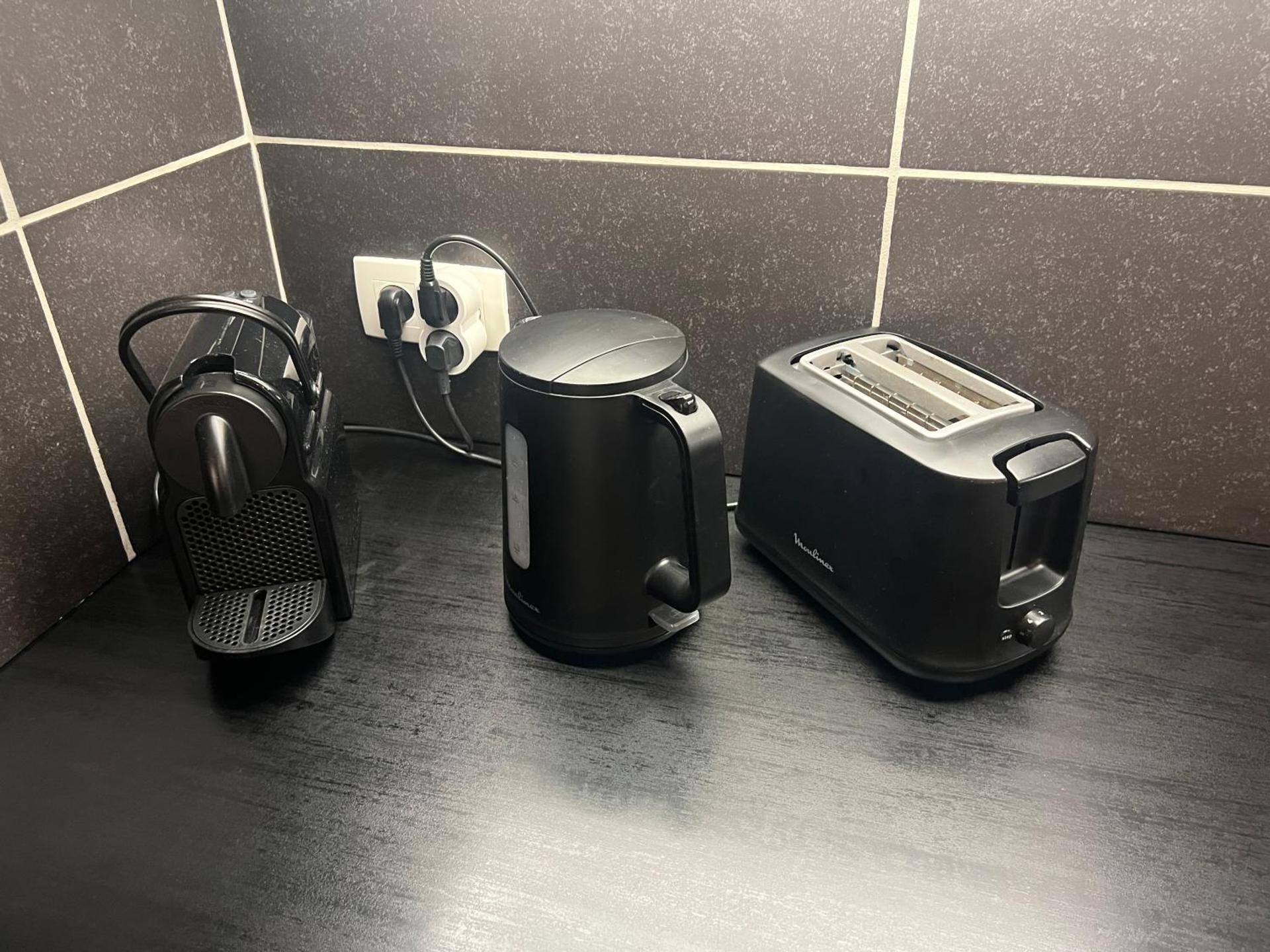 Coffee/tea facilities