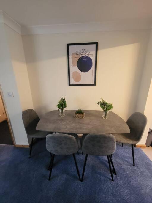 Stunning seaside town cottage