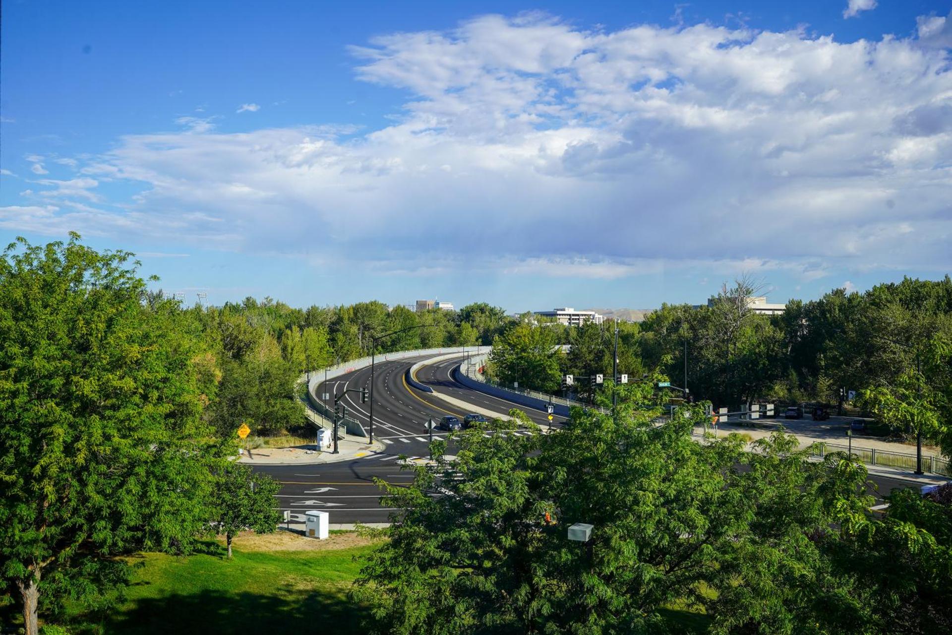 Deluxe Queen Room with Two Queen Beds