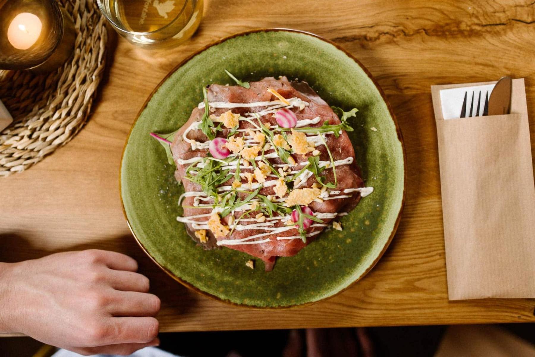 Restaurant/places to eat