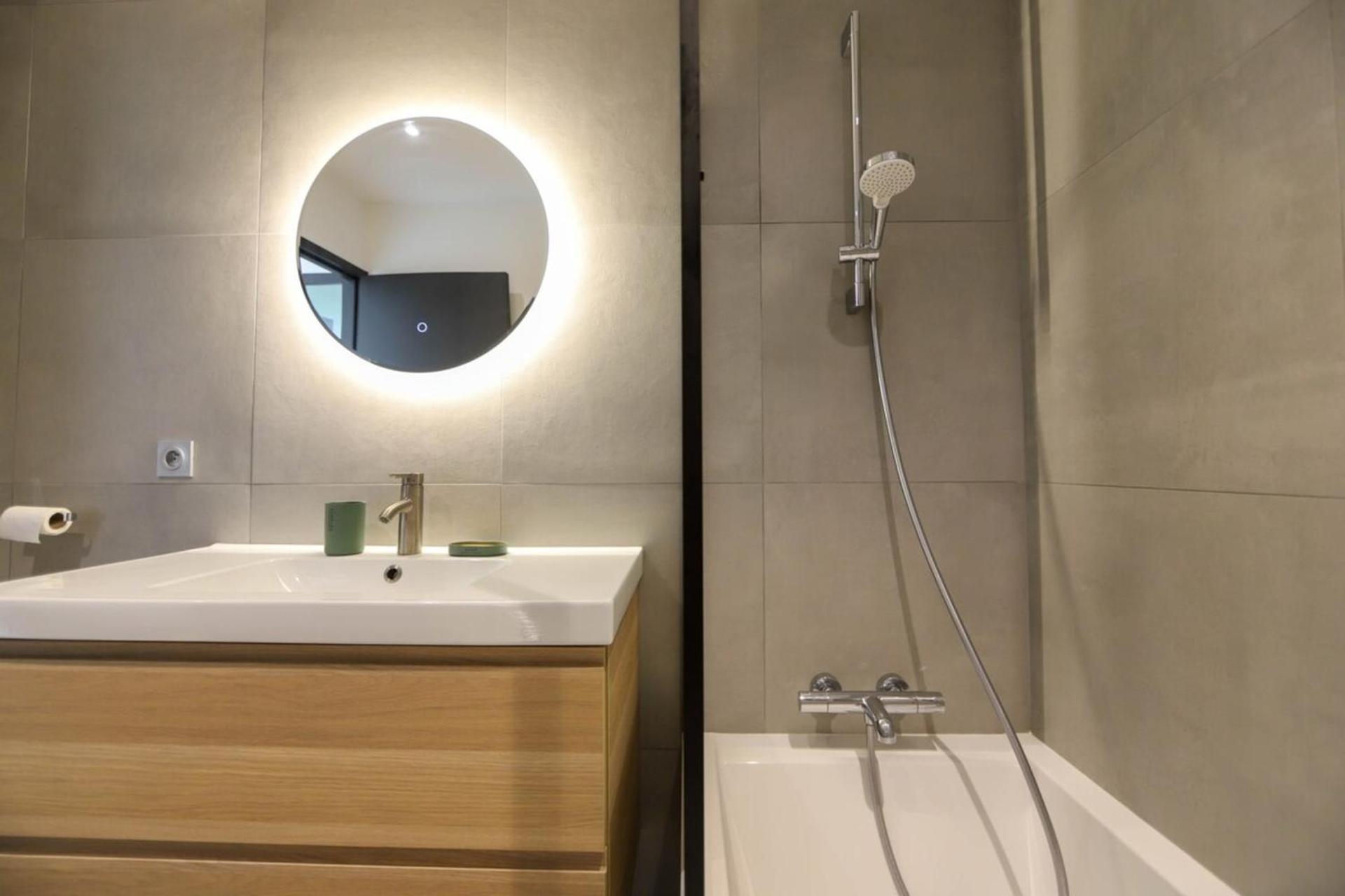 Le Superbe - T4 avec parking à 5 min du lac - 4