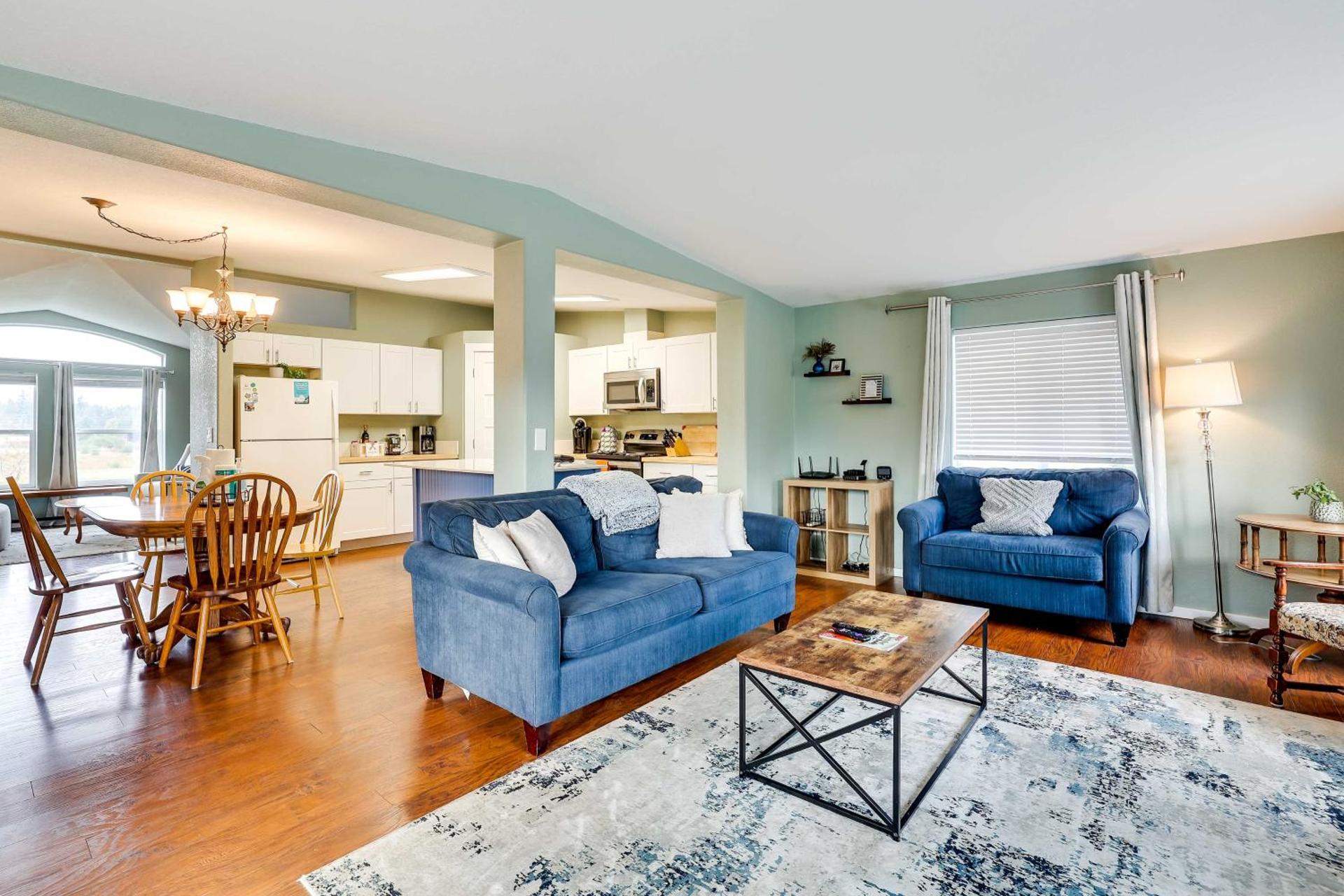 Serene Sequim Retreat with Deck Pets Welcome!