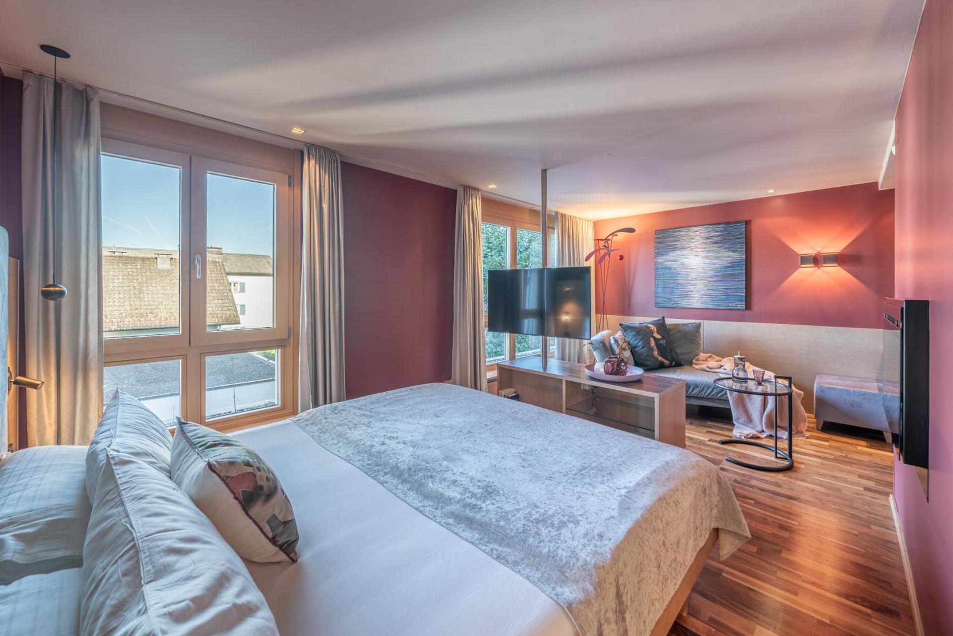 Photo of the whole room