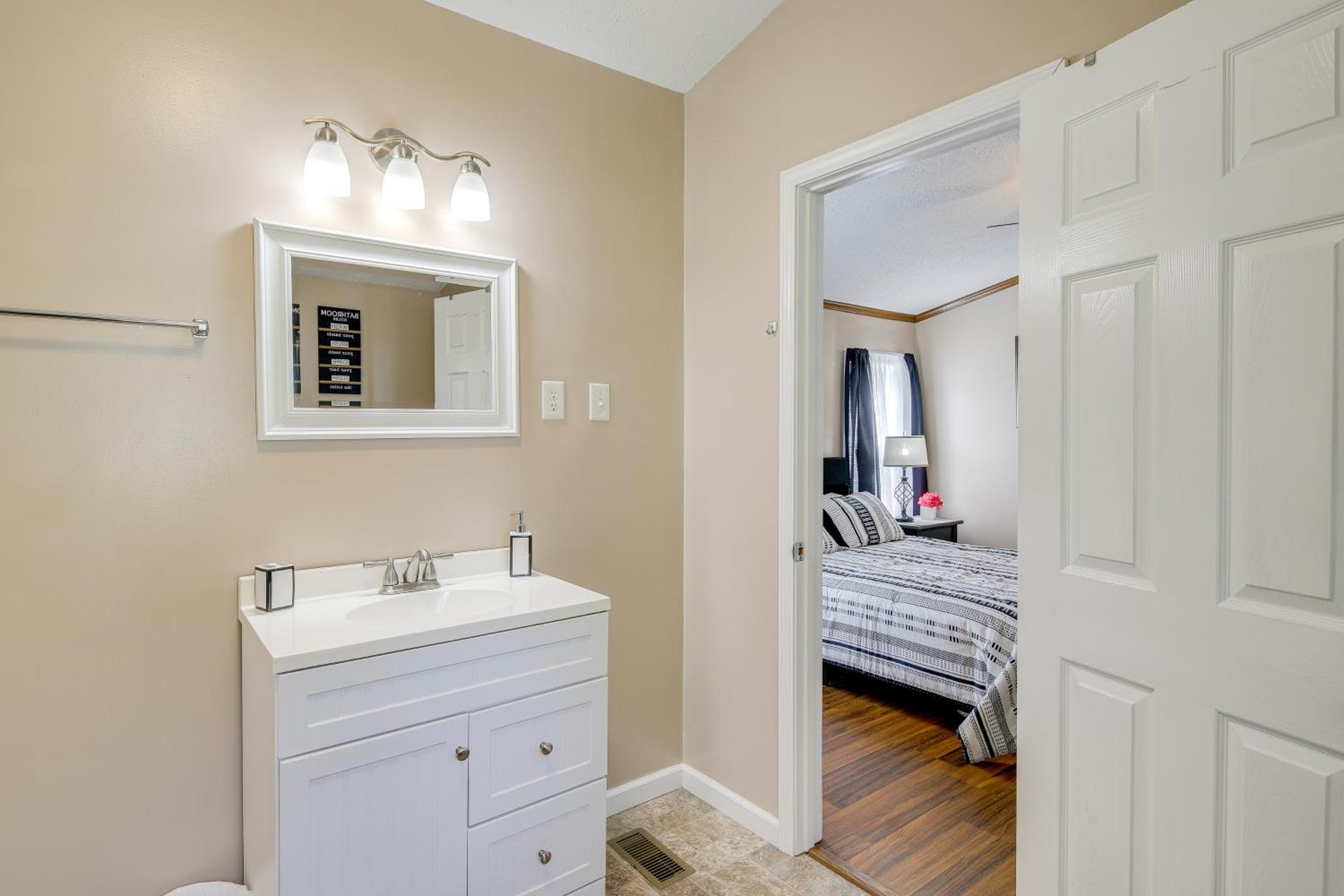 Pet-Friendly Corbin Vacation Rental about 4 Mi to Town