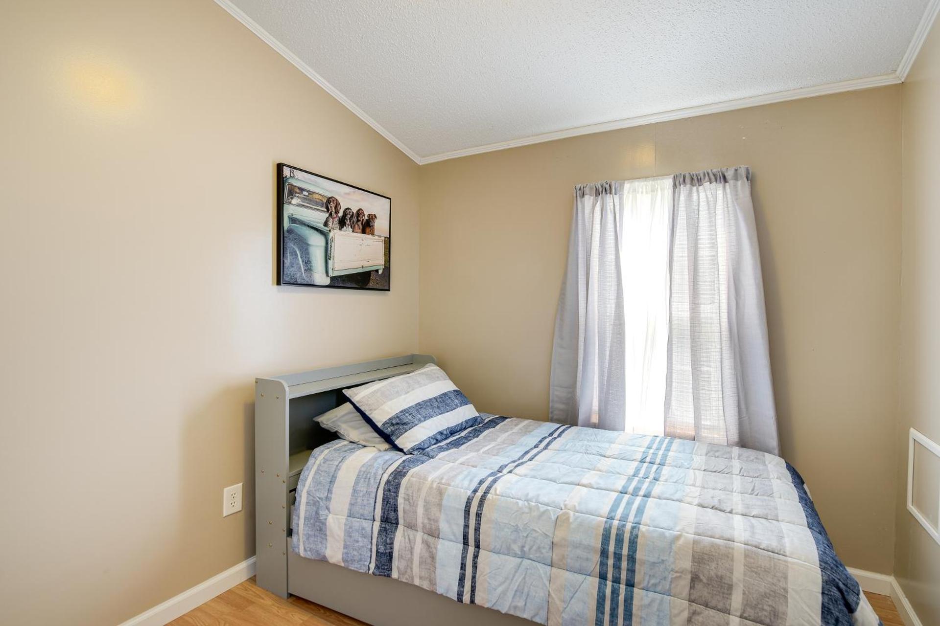 Pet-Friendly Corbin Vacation Rental about 4 Mi to Town