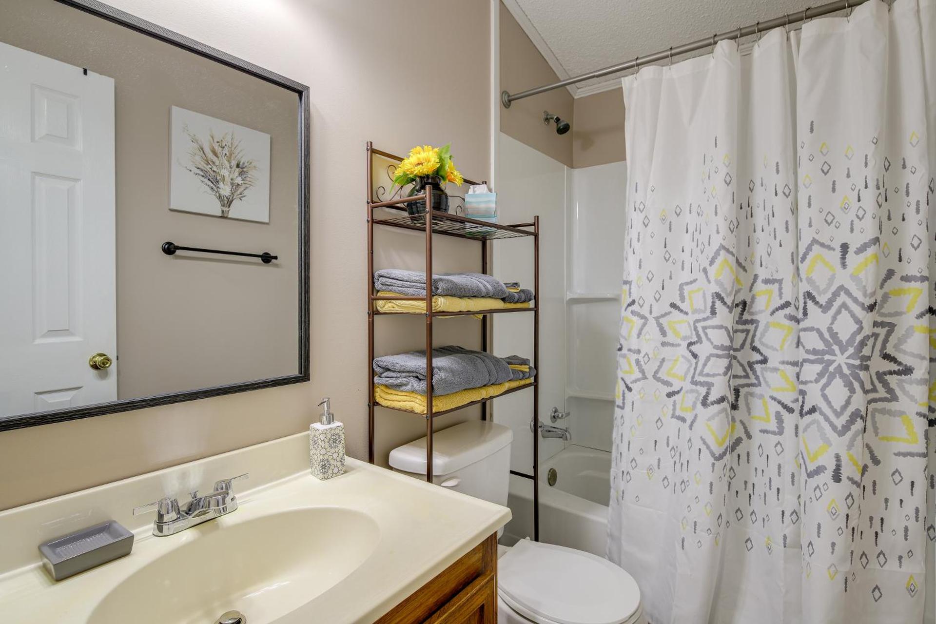 Pet-Friendly Corbin Vacation Rental about 4 Mi to Town