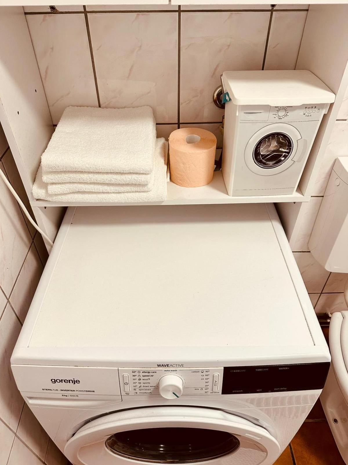 Studio Apartman Iovia place