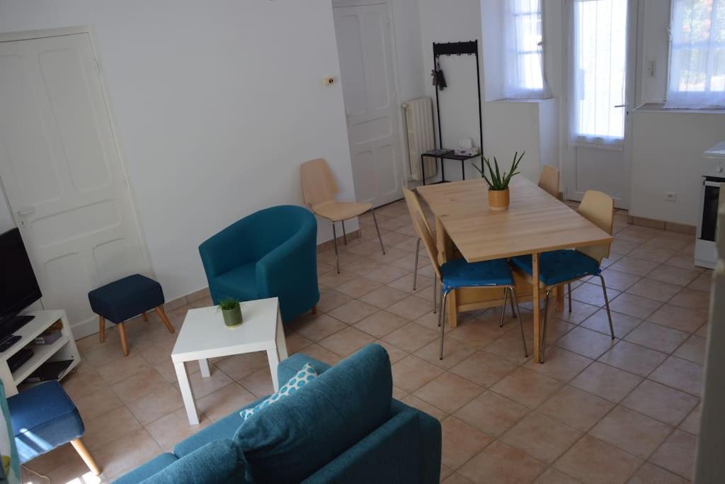 Ty ker Aziliz : maison de ville au calme