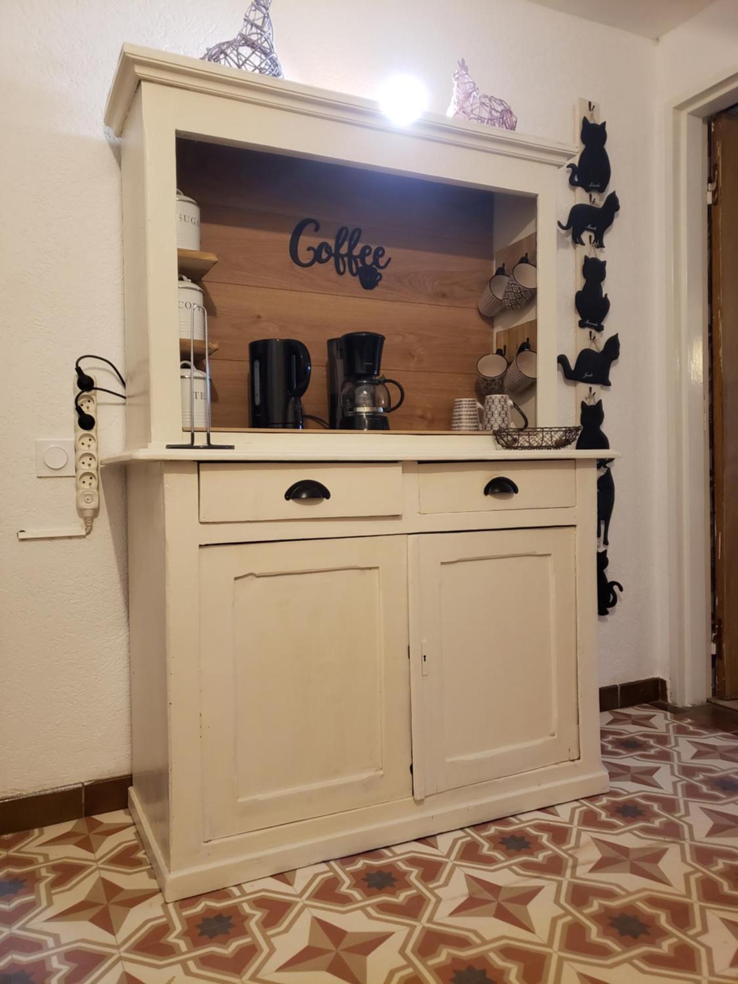 Coffee/tea facilities