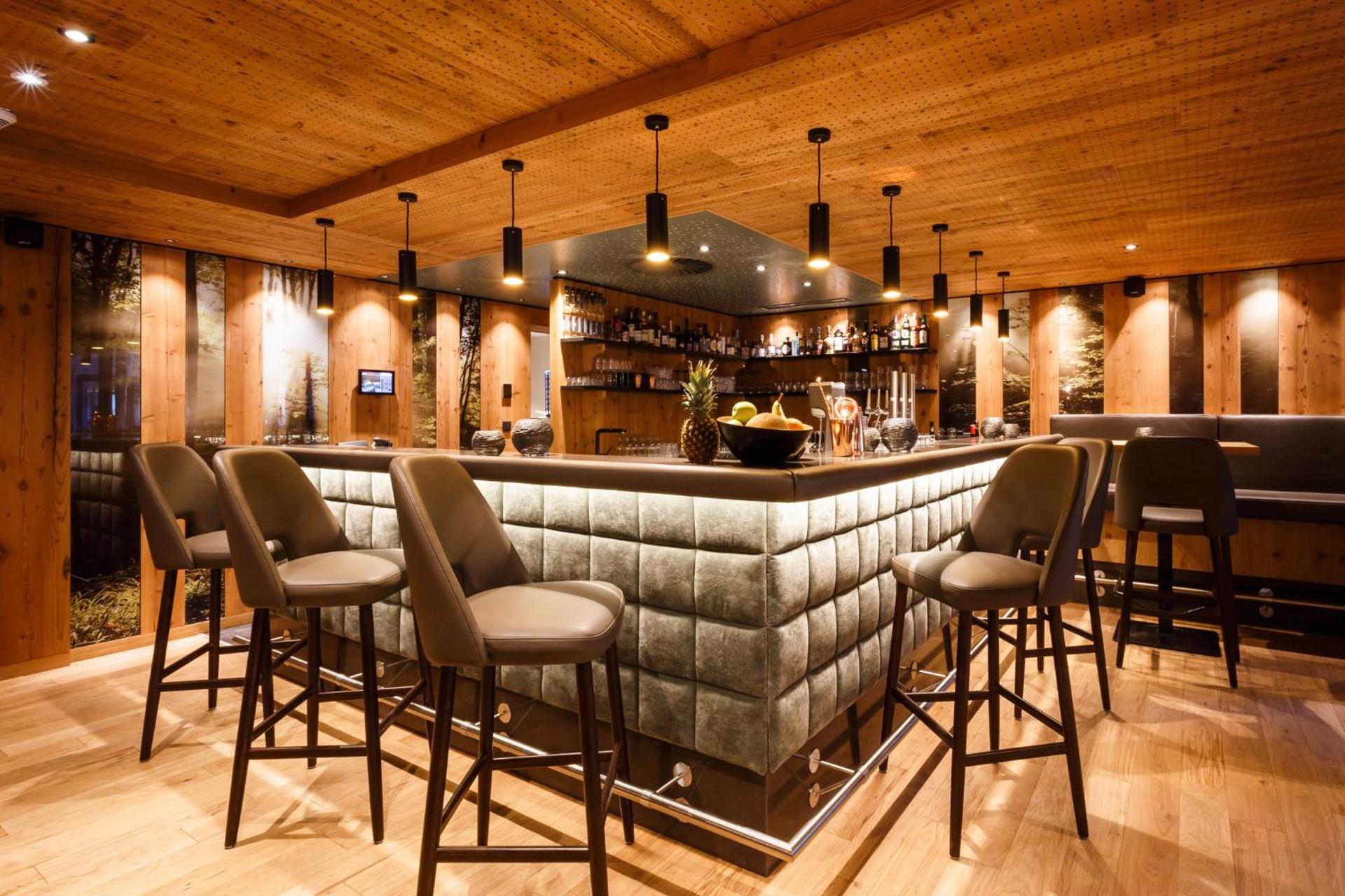 Lounge or bar