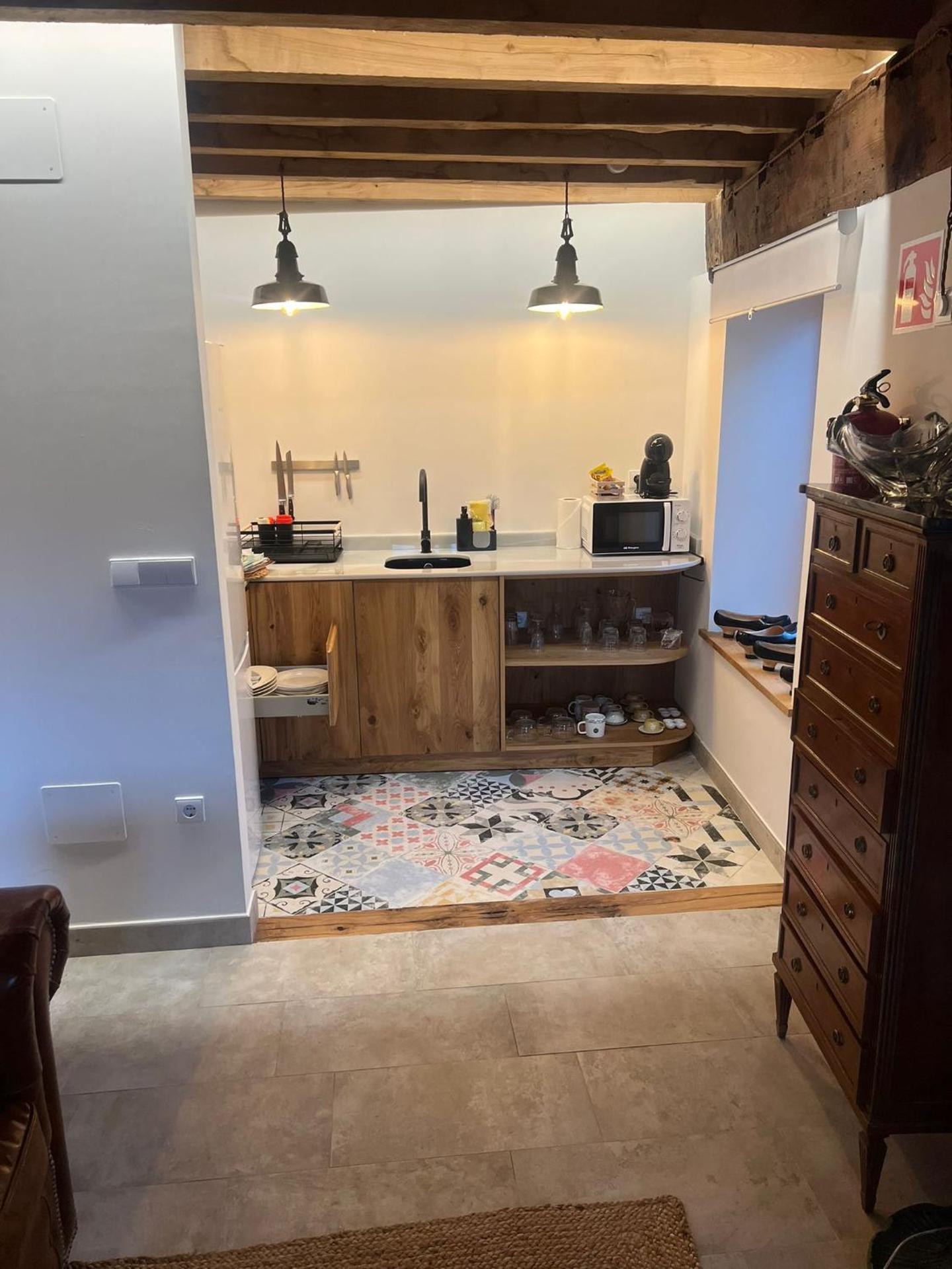 Kitchen or kitchenette