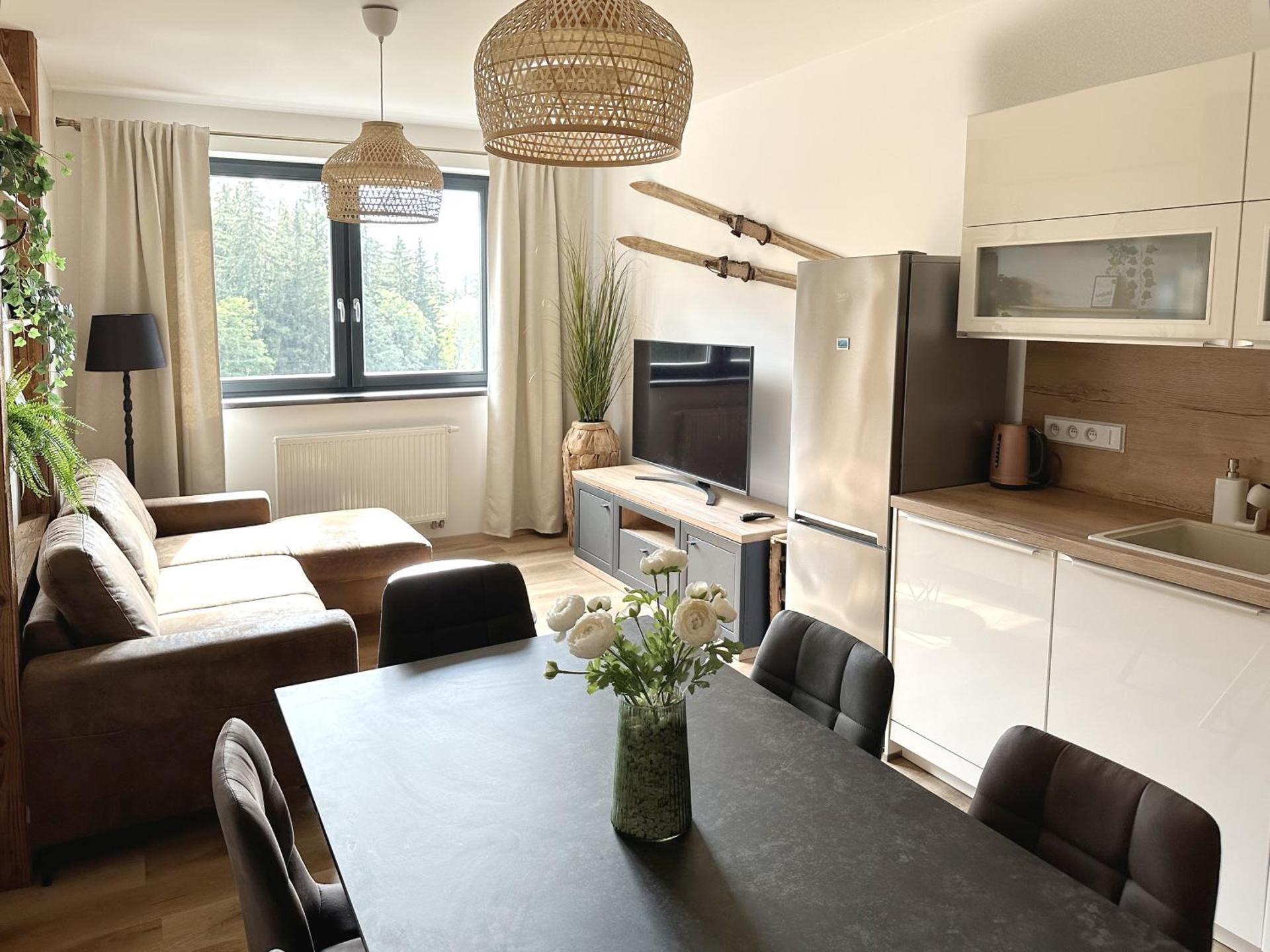Apartmány Čerňák - Horňák - 4-6 osob, balkon, dvě parkovací místa