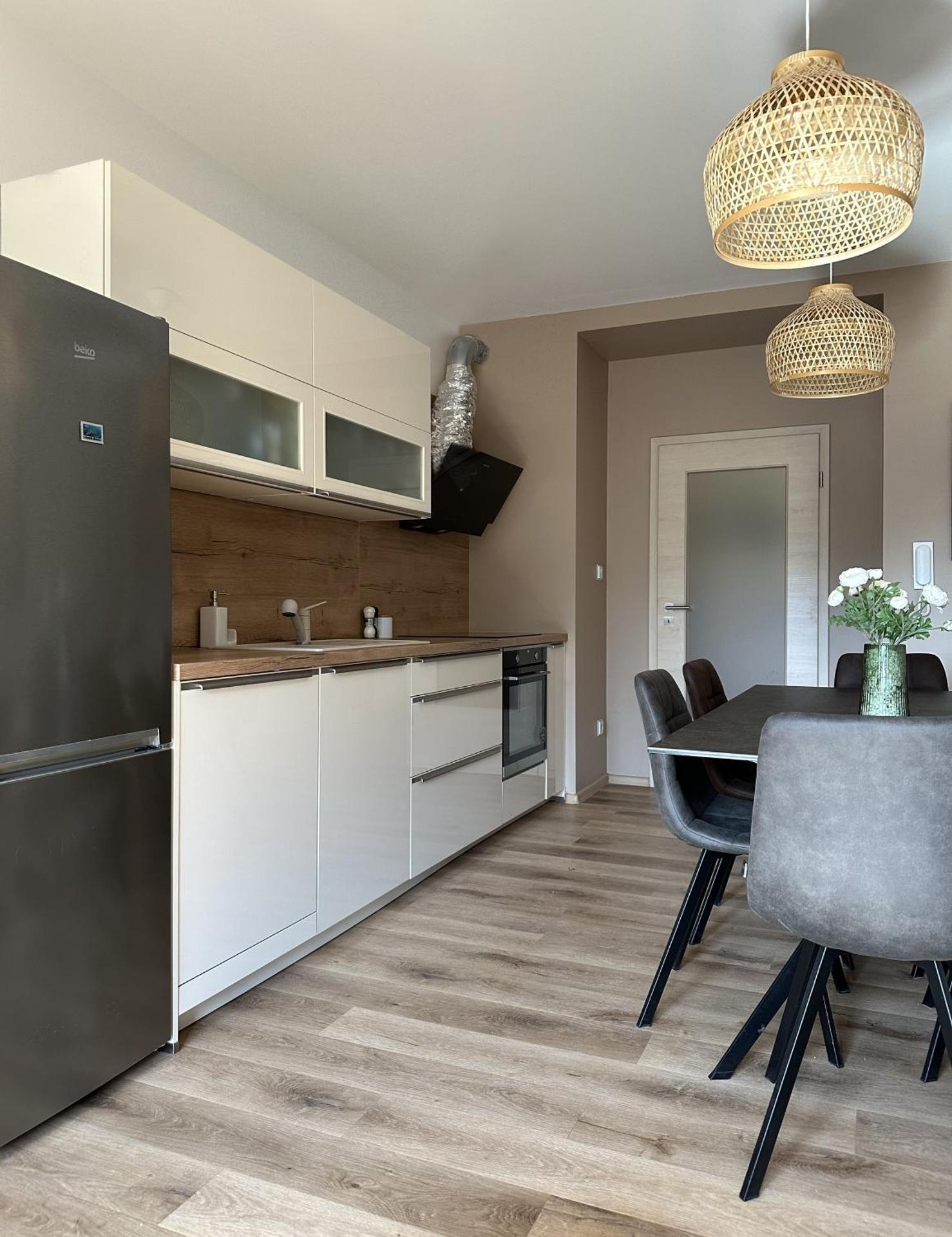 Apartmány Čerňák - Horňák - 4-6 osob, balkon, dvě parkovací místa