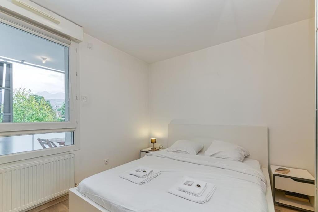 Bel appartement-garage privé-balcon-wifi fibre