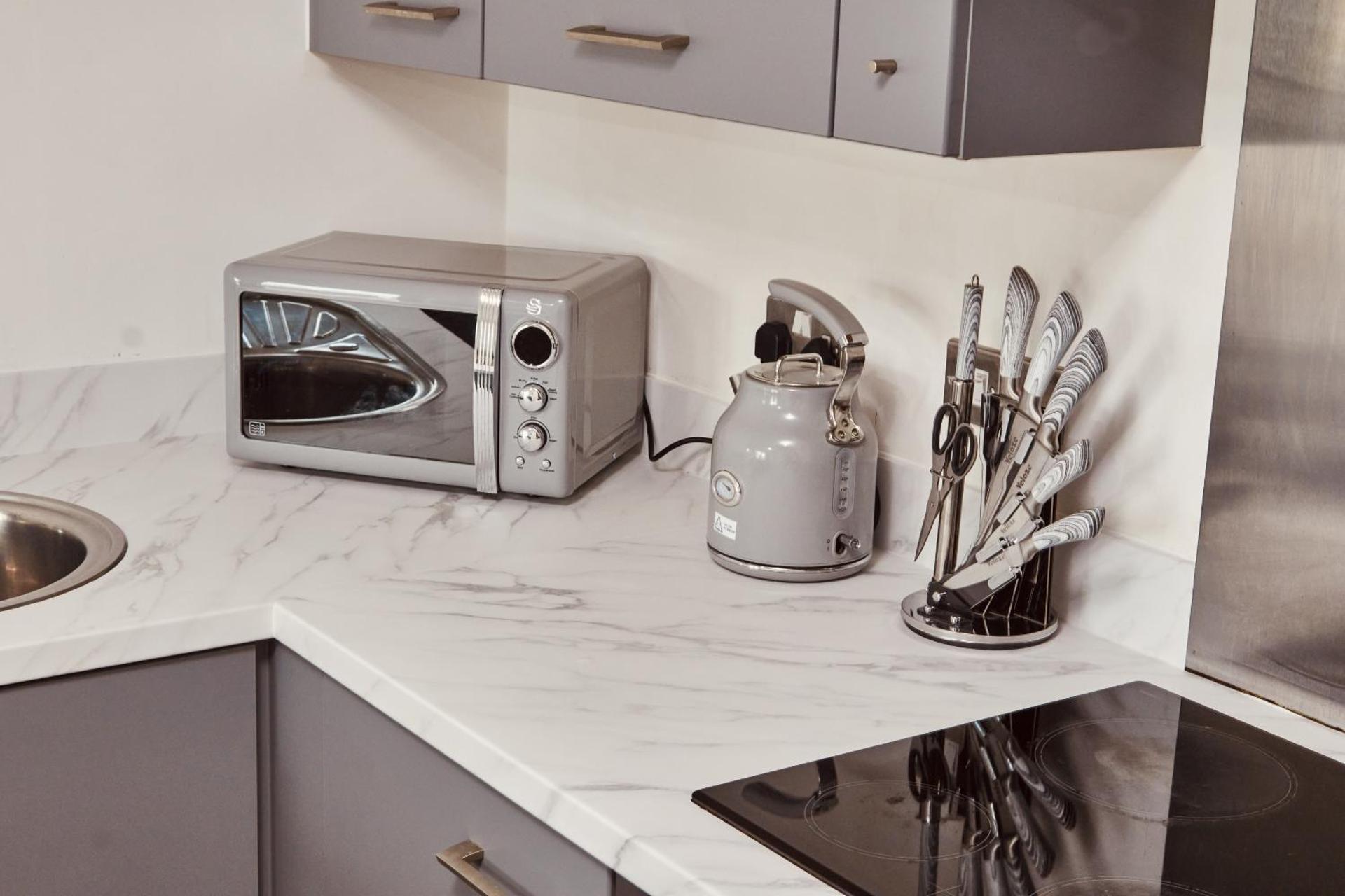 Kitchen or kitchenette