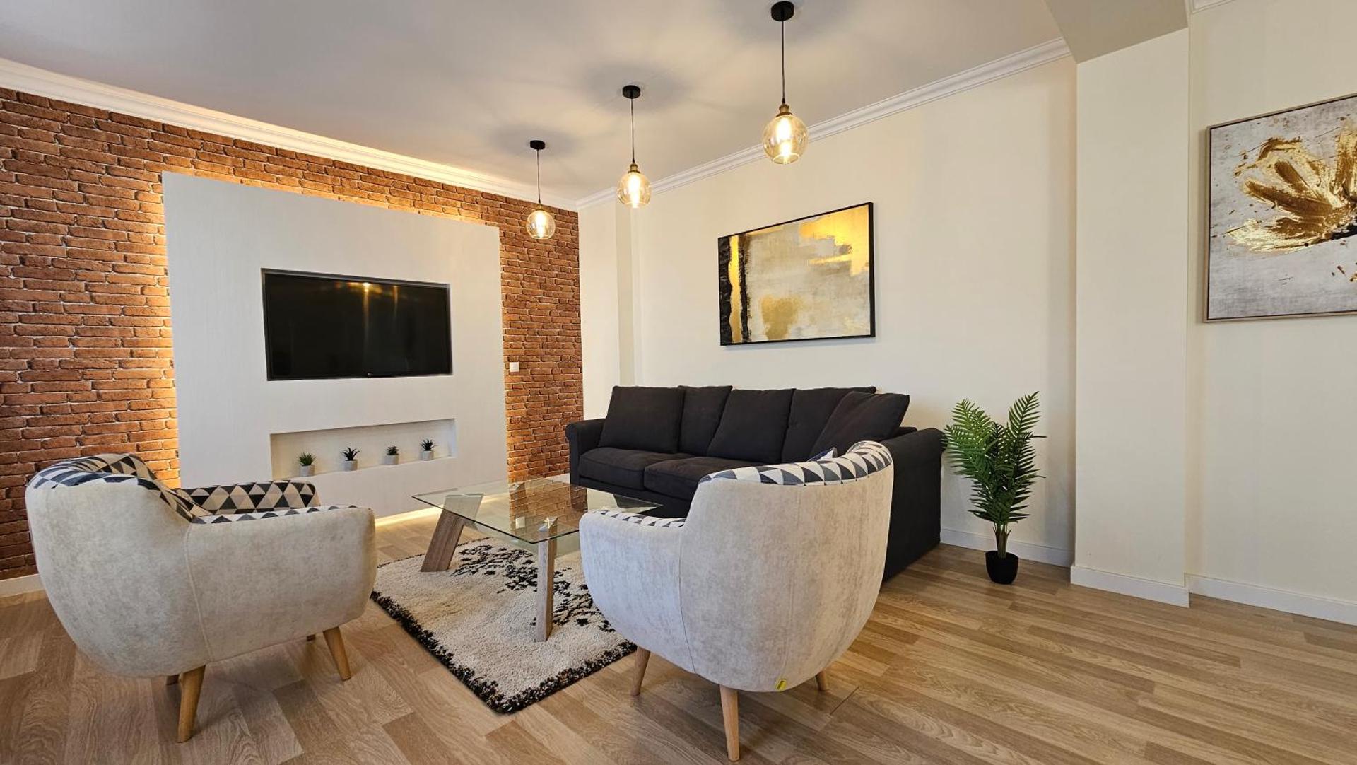 Communal lounge/ TV room