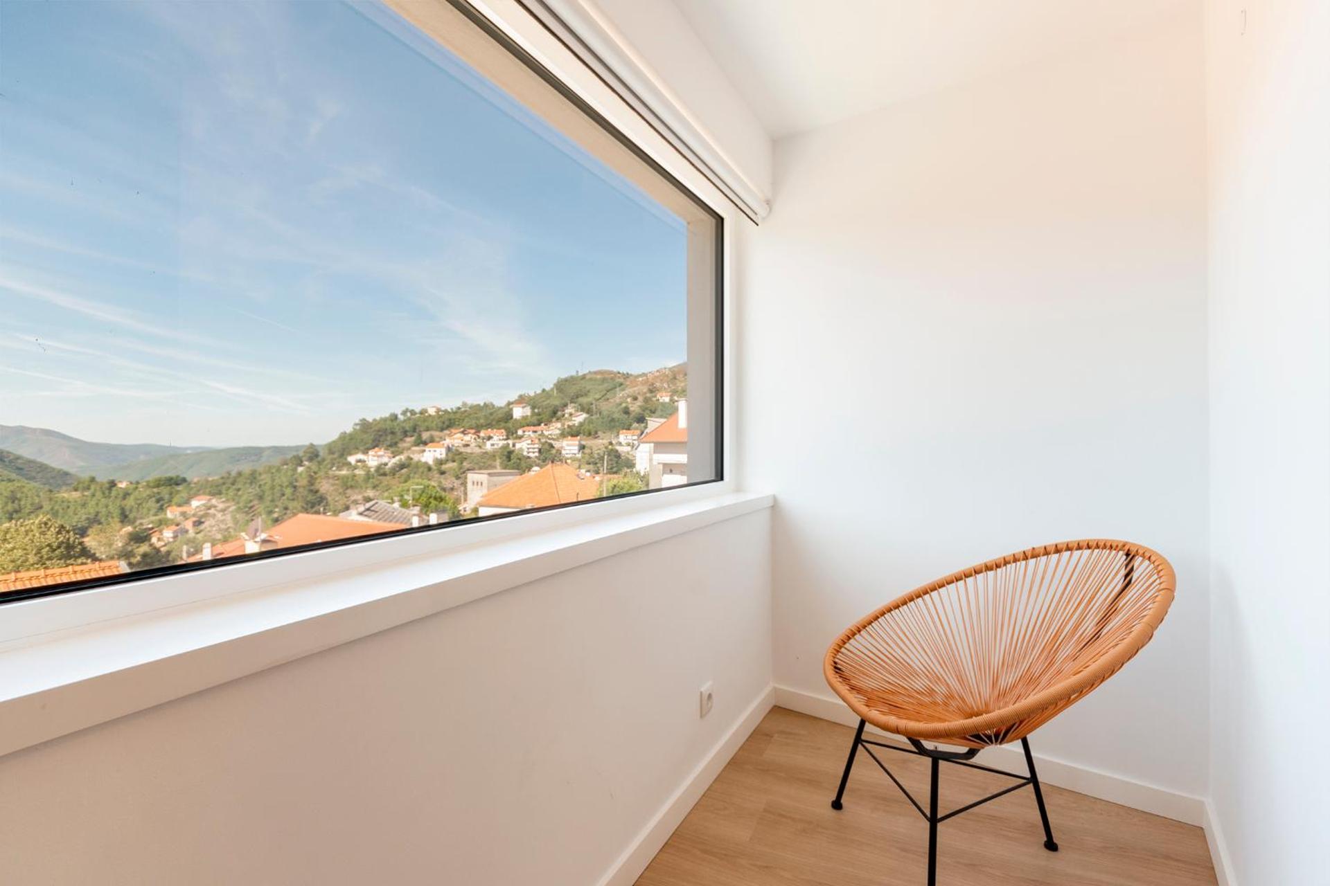 Loriga View Apartments