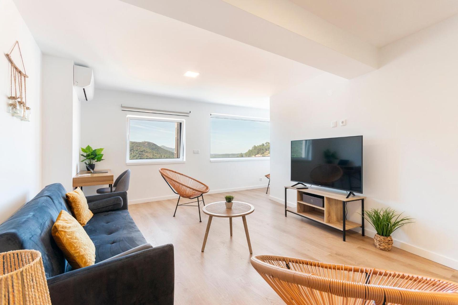 Loriga View Apartments