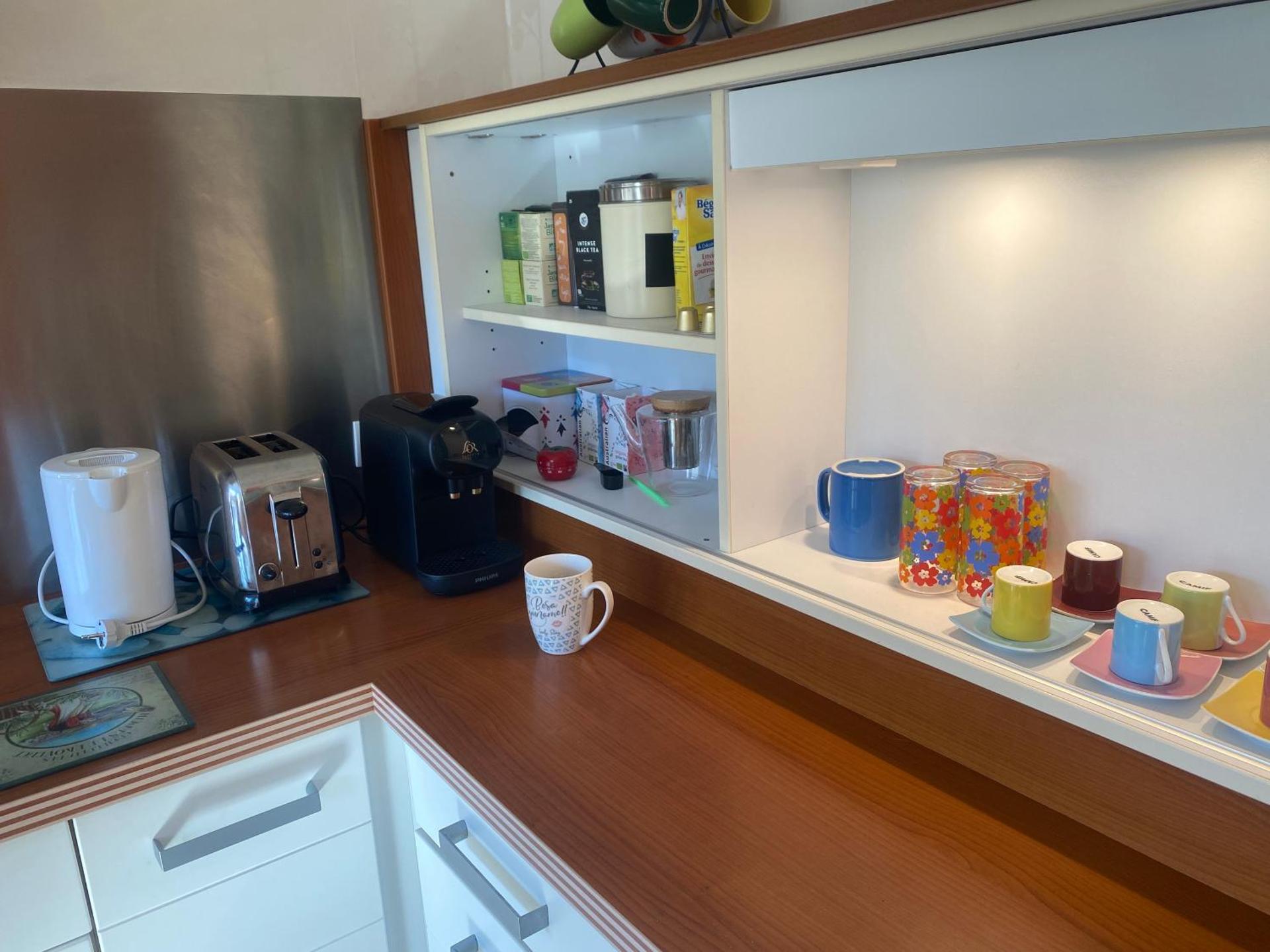 Coffee/tea facilities