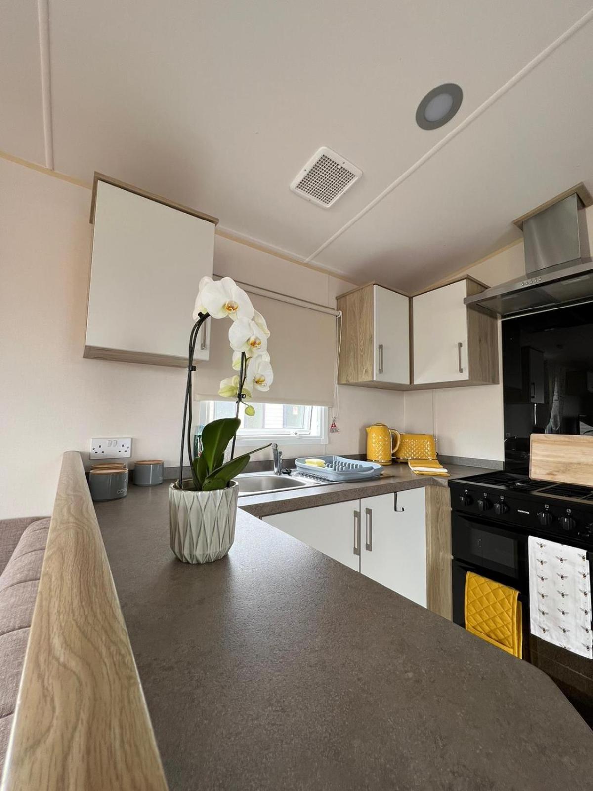 Luxurious Three Bedroom Caravan