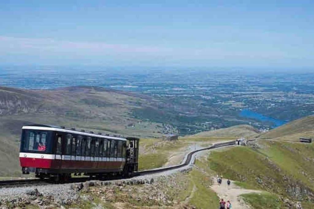 Cosy Cottage, Nr Betws y Coed.