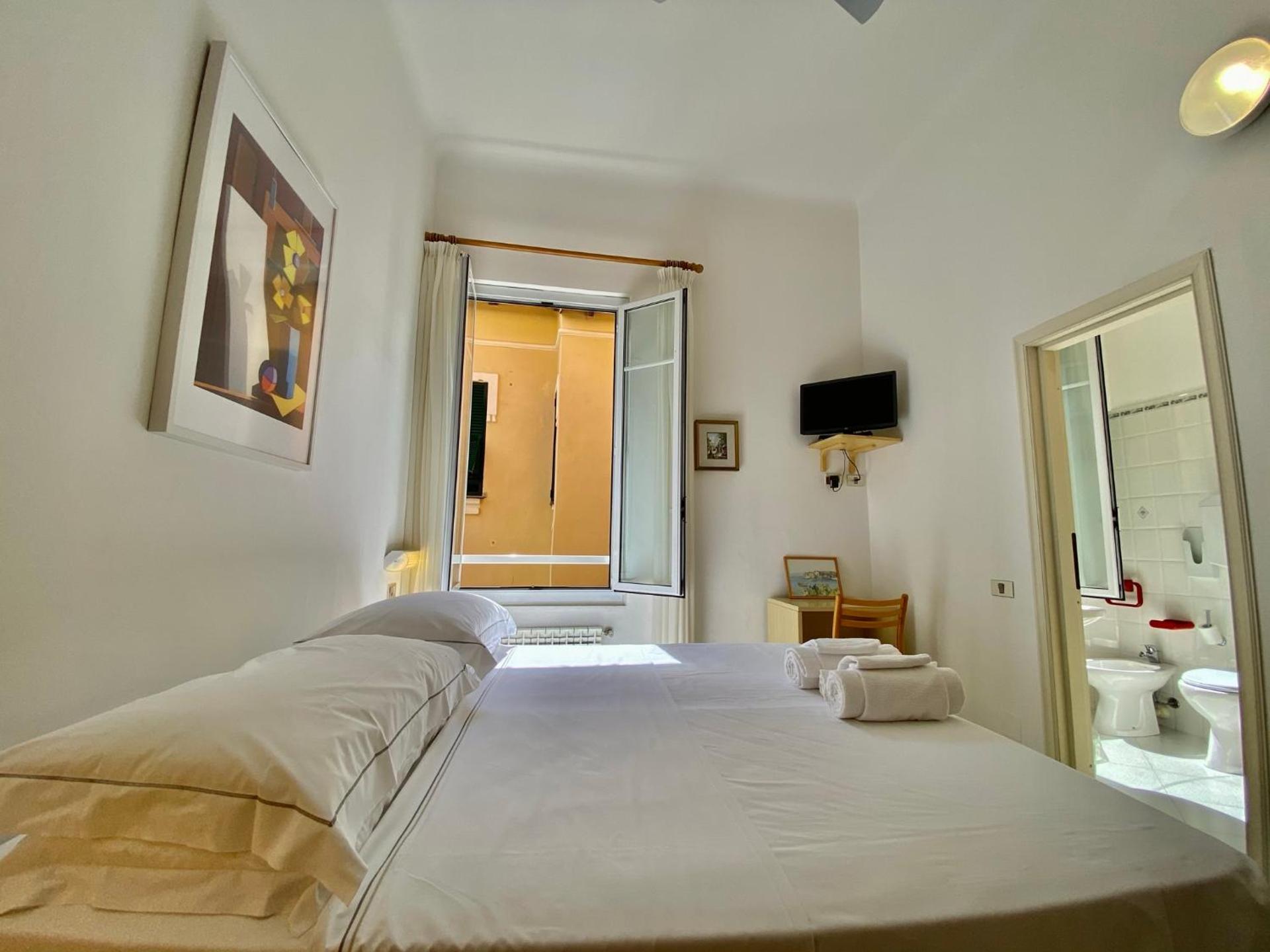 Economy Double or Twin Room