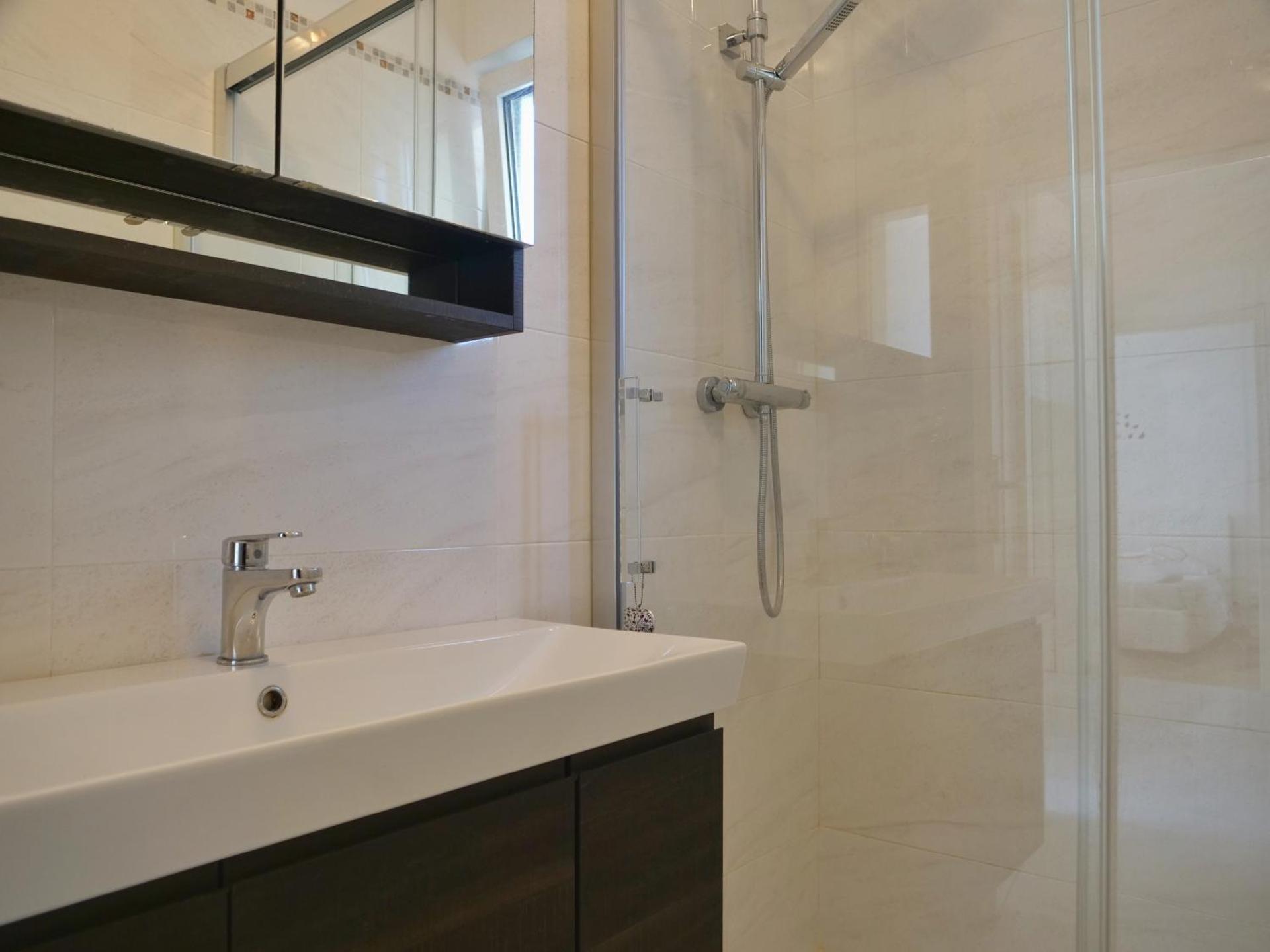 FIORE DI MARE - Delizioso bilocale con posto auto vicino al porto