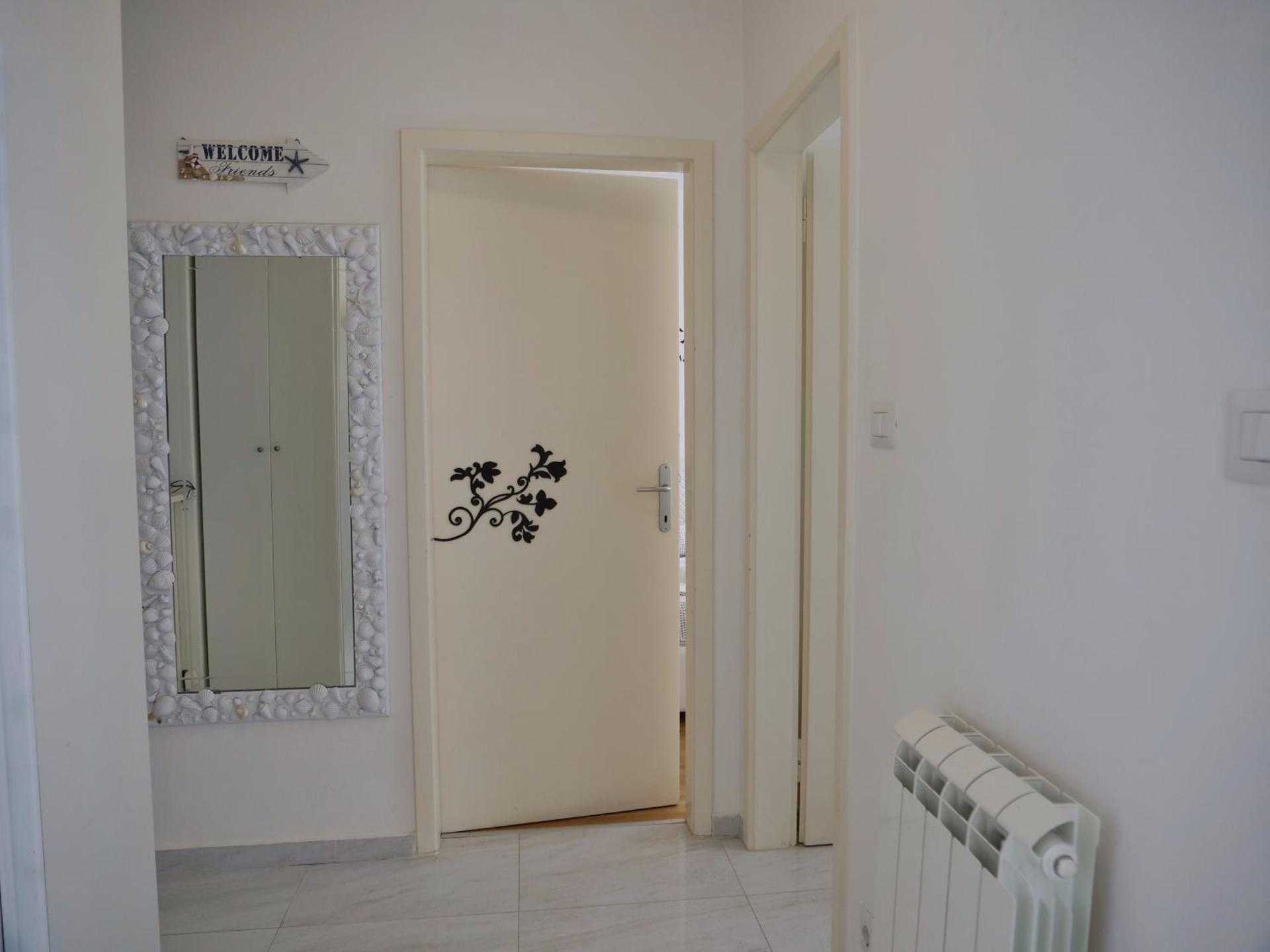 FIORE DI MARE - Delizioso bilocale con posto auto vicino al porto