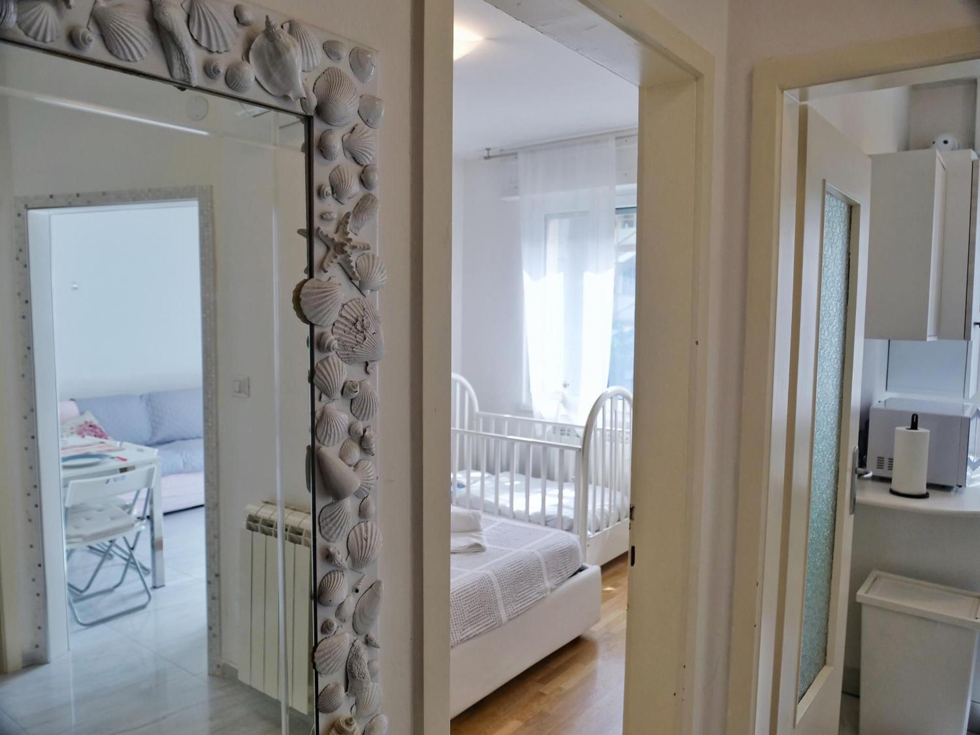 FIORE DI MARE - Delizioso bilocale con posto auto vicino al porto