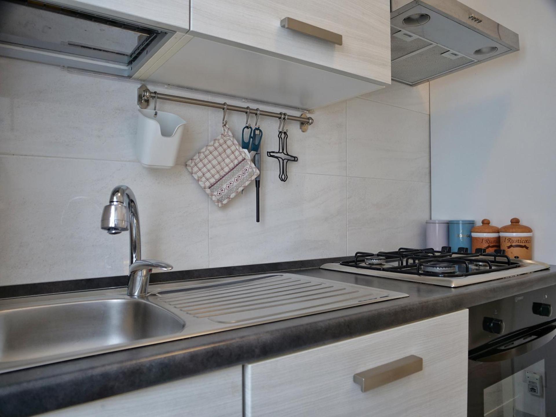 FIORE DI MARE - Delizioso bilocale con posto auto vicino al porto