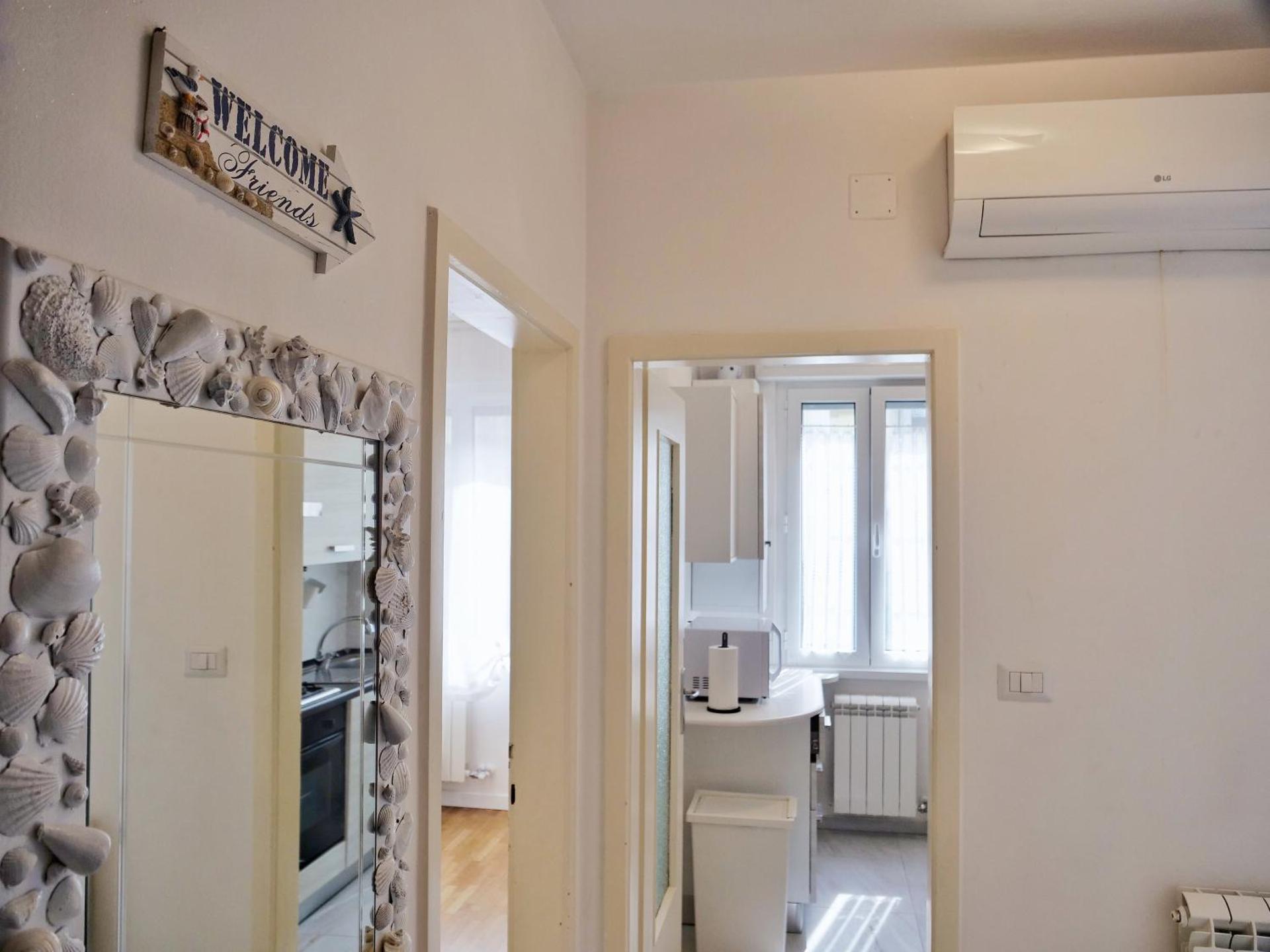 FIORE DI MARE - Delizioso bilocale con posto auto vicino al porto