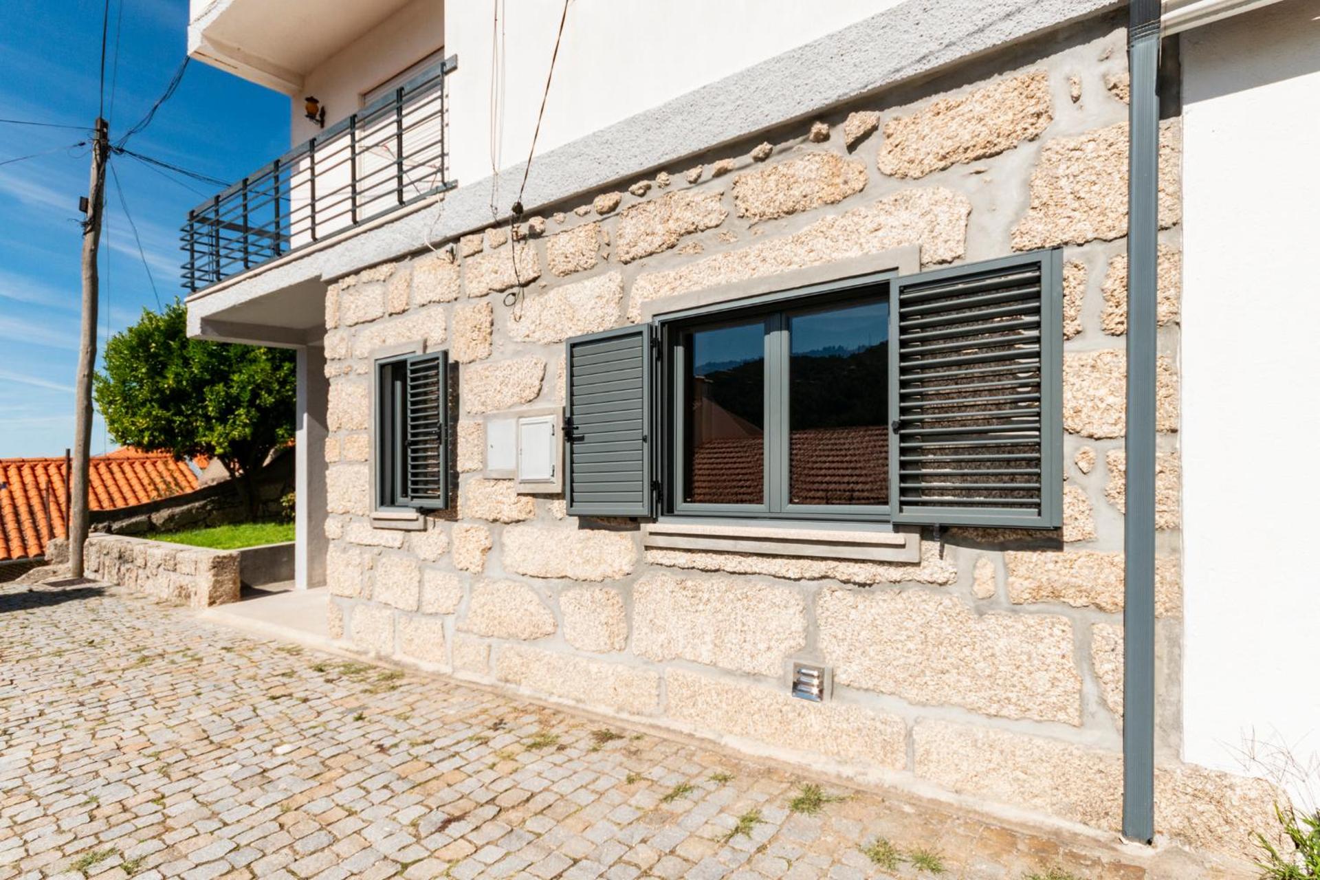 Casa dos Mouros - 2 Quartos e Cozinha - Serra da Estrela - Loriga